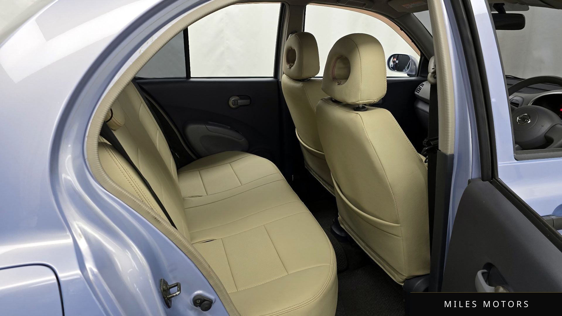 Nissan 마치 2002 — миниатюра 12