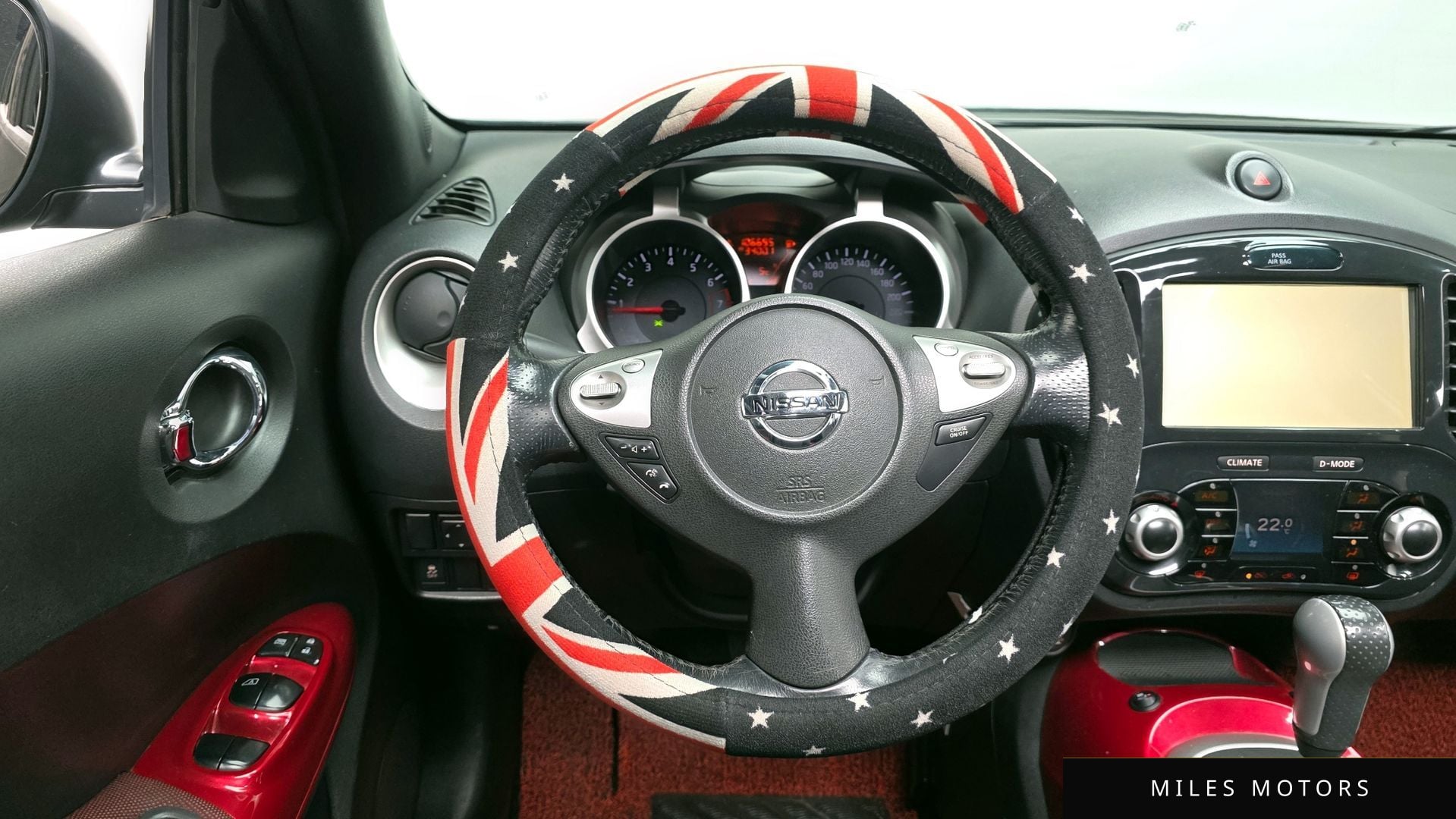 Nissan 쥬크 2014 — миниатюра 13