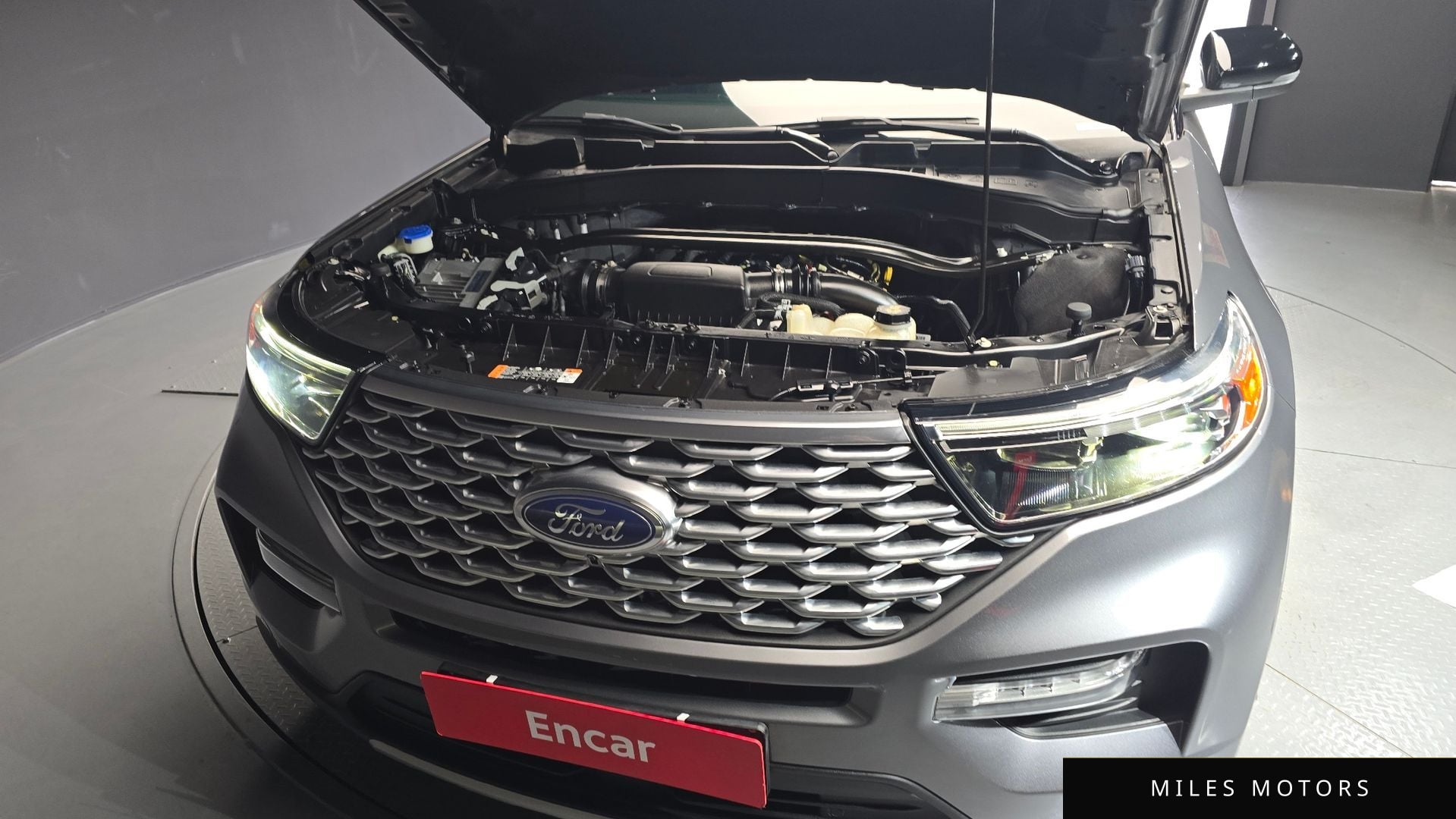 Ford Explorer 2021 — миниатюра 6