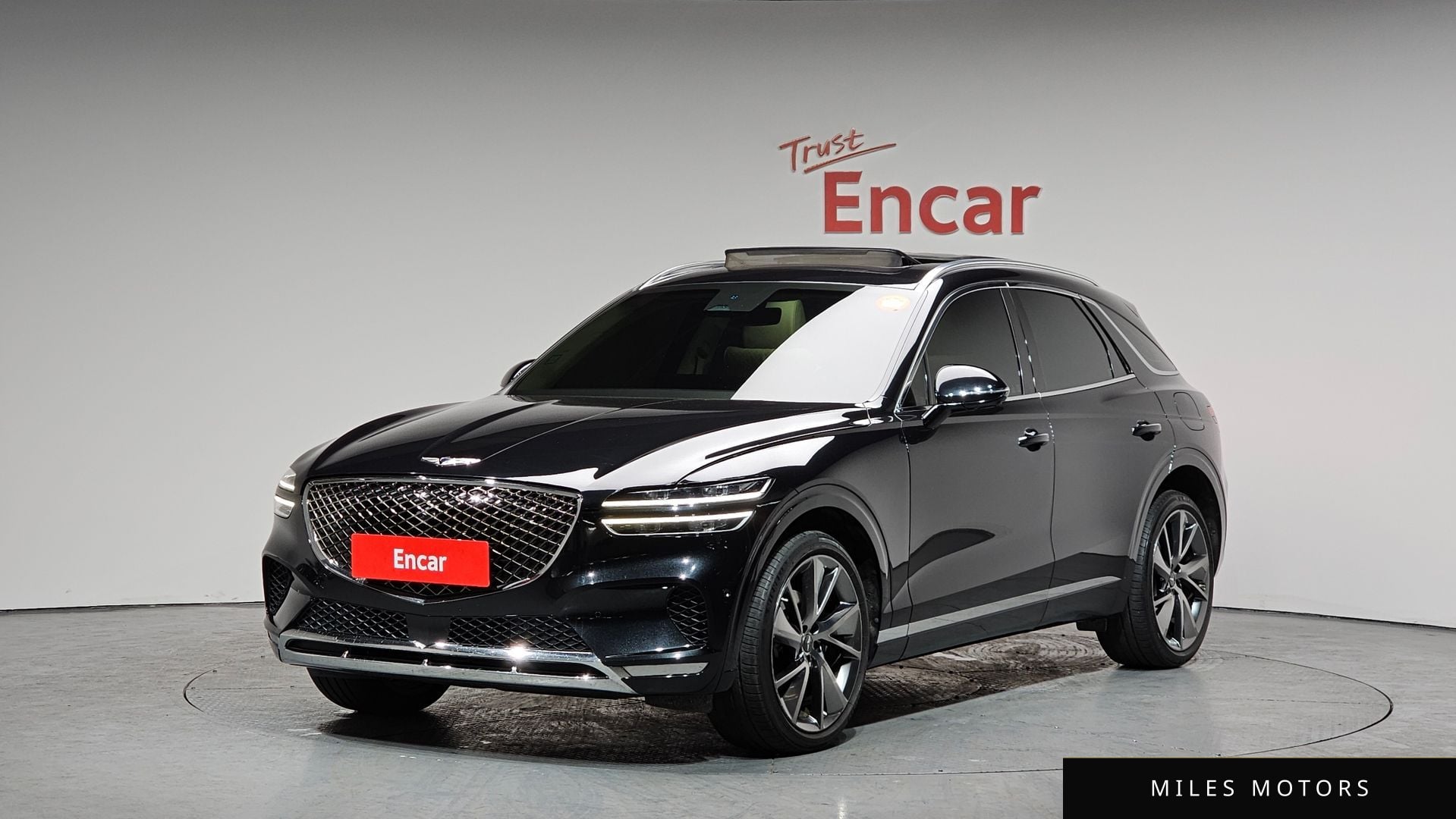 Genesis GV70 2021 — фото 1 из 12