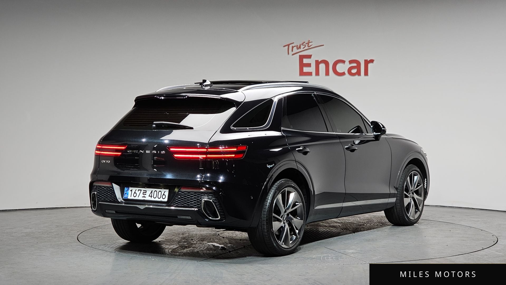 Genesis GV70 2021 — миниатюра 2