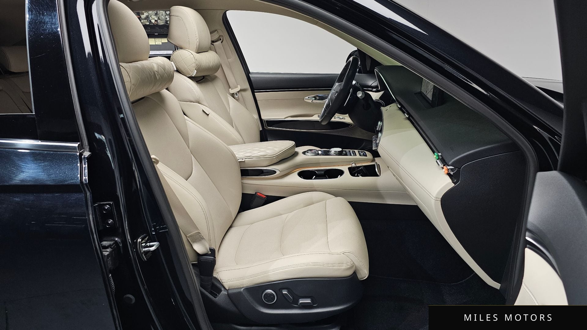 Genesis GV70 2021 — миниатюра 11
