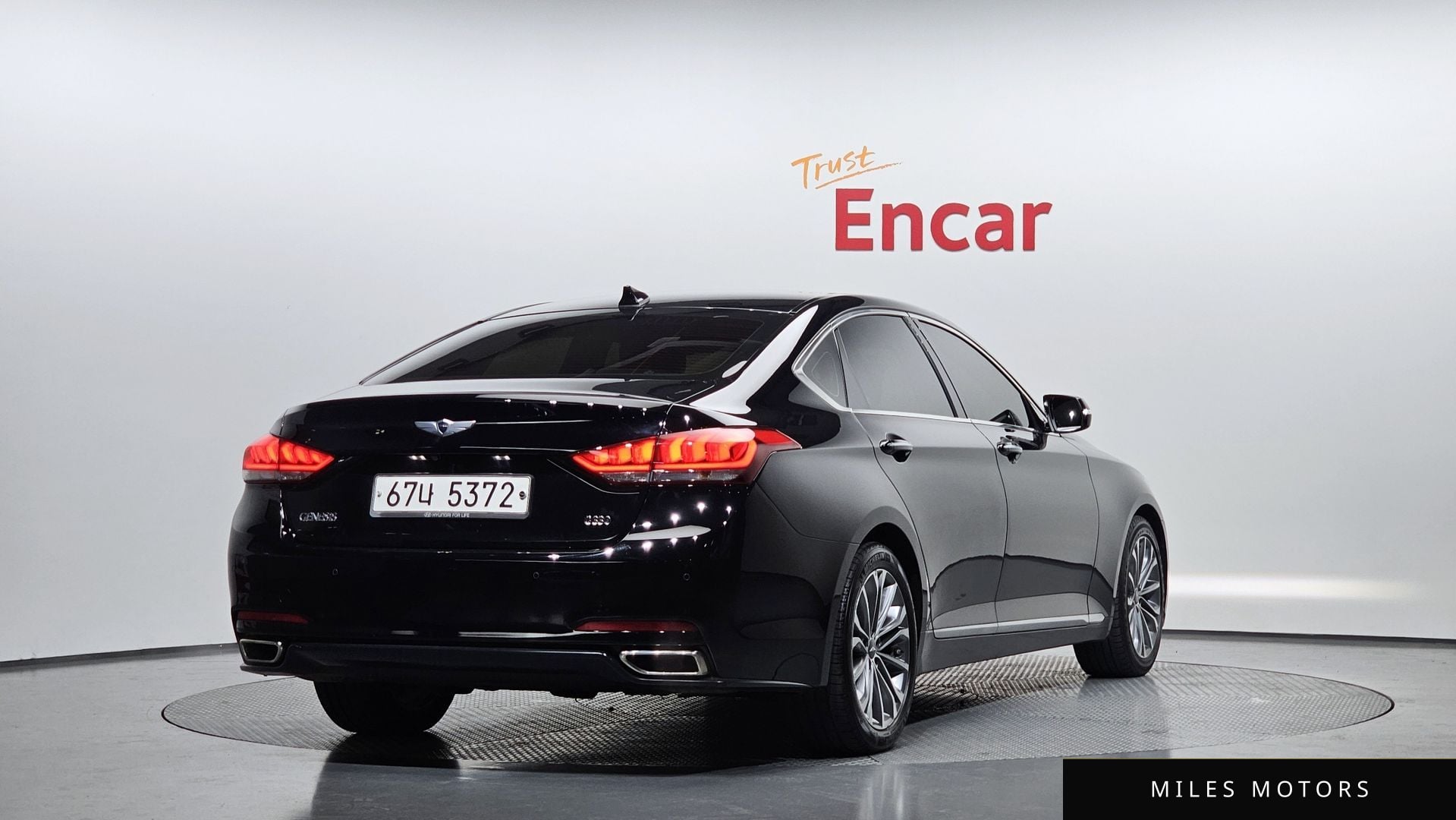 Hyundai Genesis 2016 — миниатюра 2
