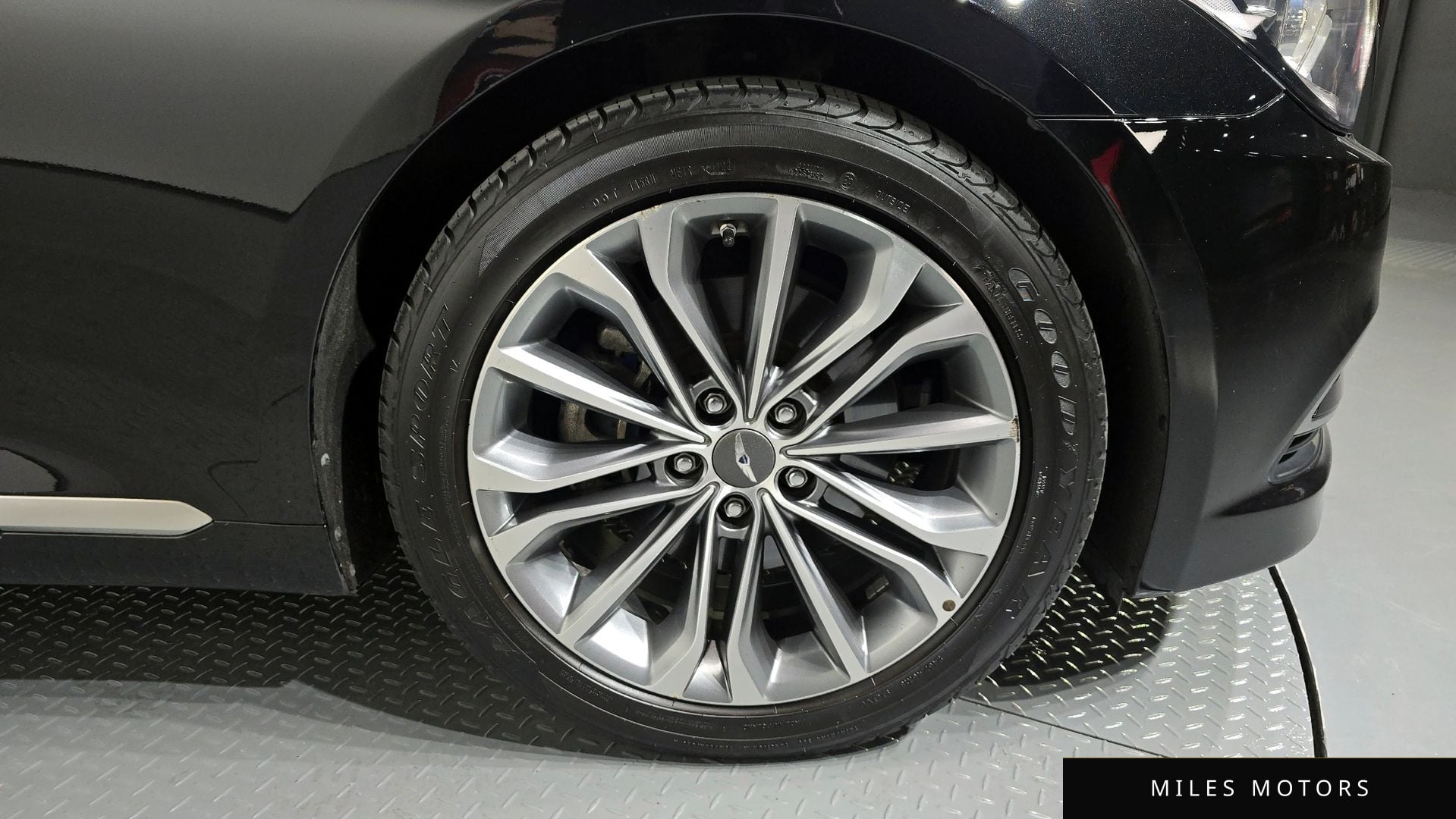 Hyundai Genesis 2016 — миниатюра 5