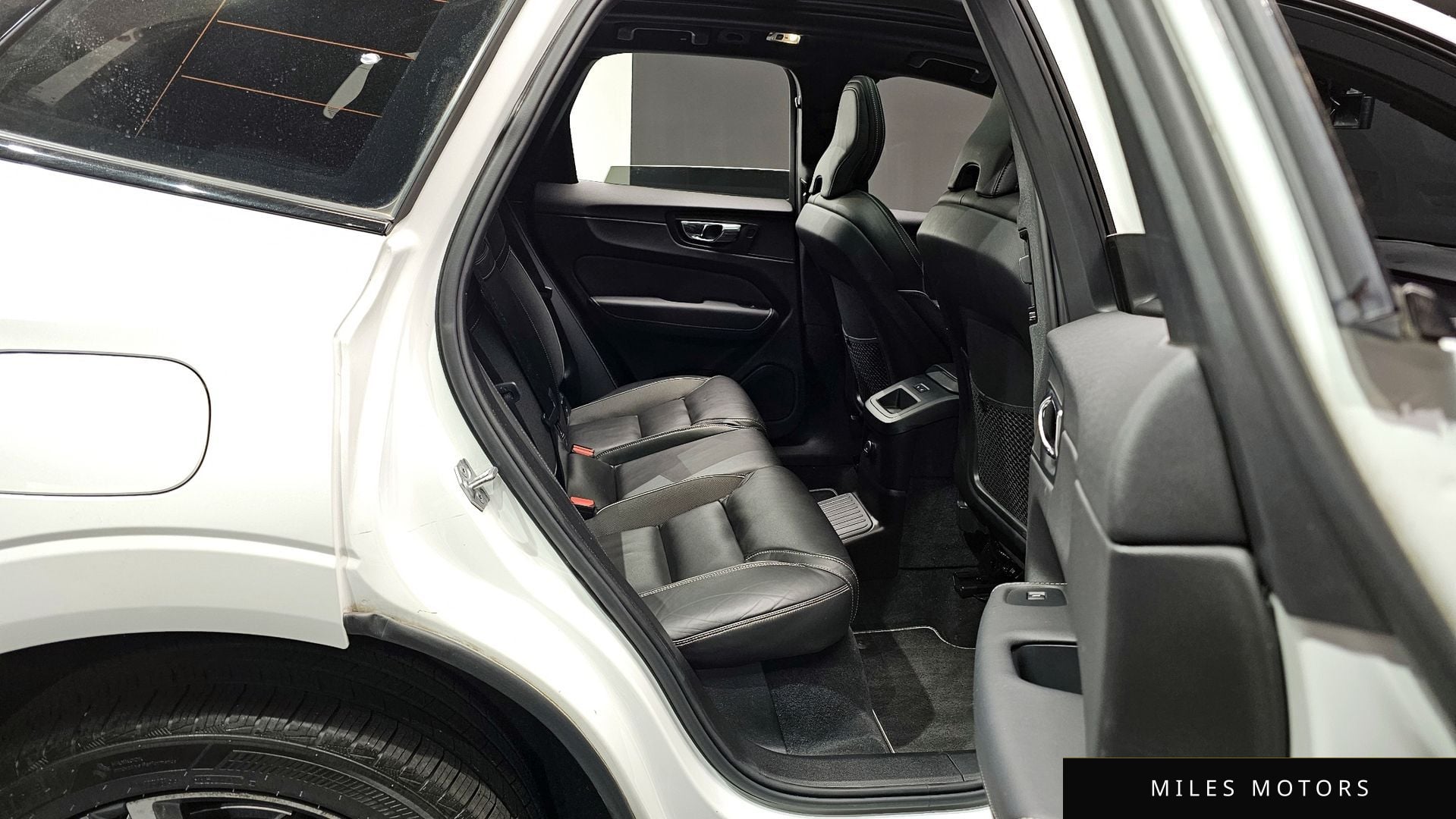 Volvo XC60 2021 — миниатюра 12