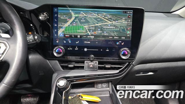 Лексус NX350h 2023 — миниатюра 18