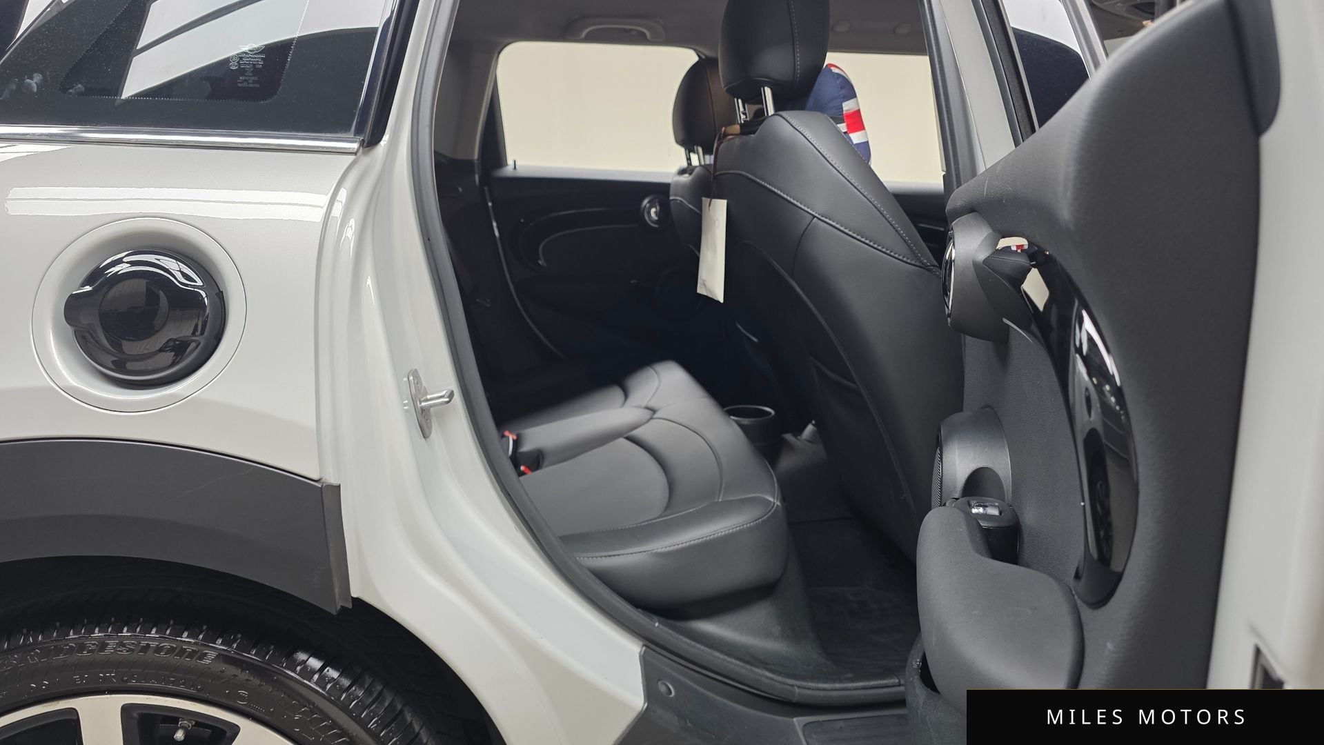 MINI Cooper S 2022 — миниатюра 12