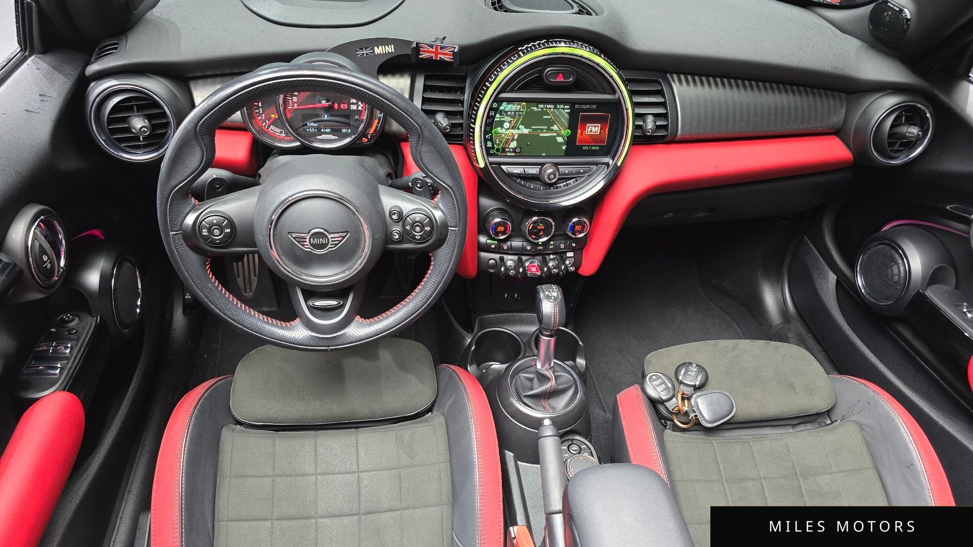 MINI Cooper Convertible 2019 — миниатюра 7