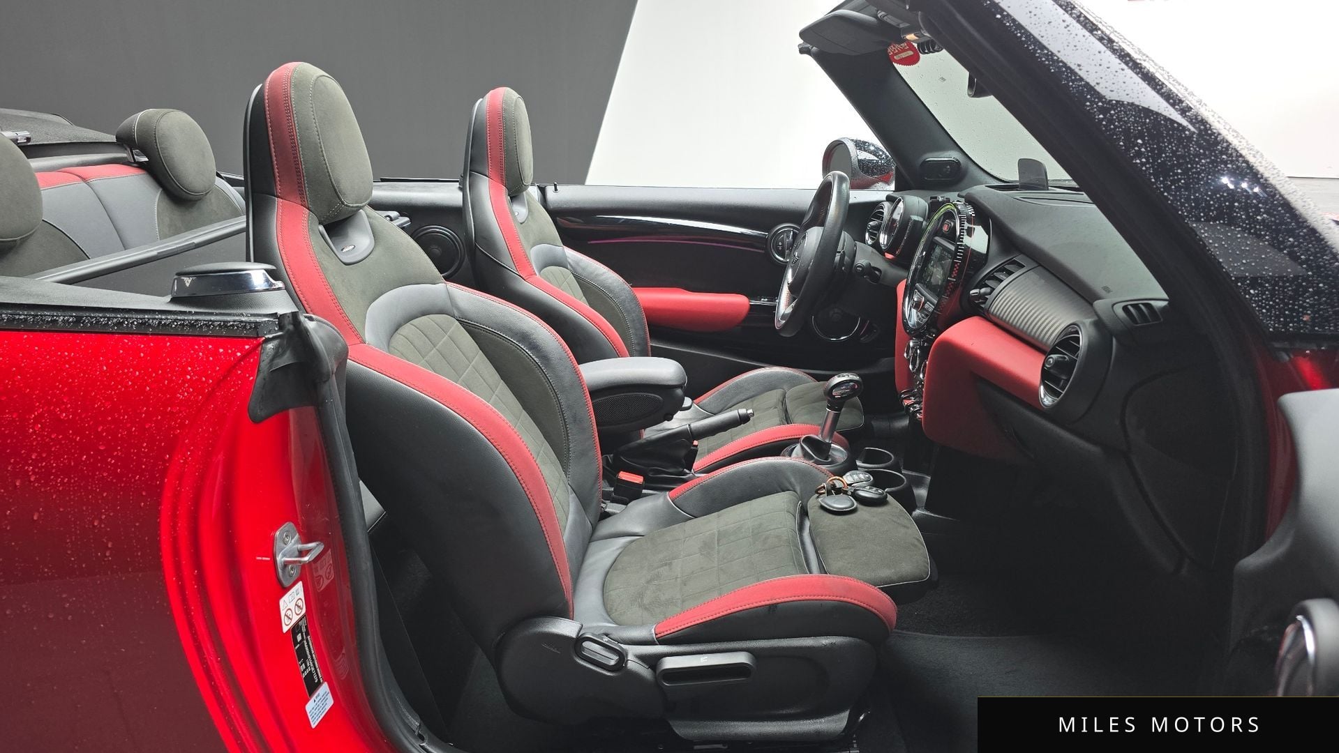MINI Cooper Convertible 2019 — миниатюра 10