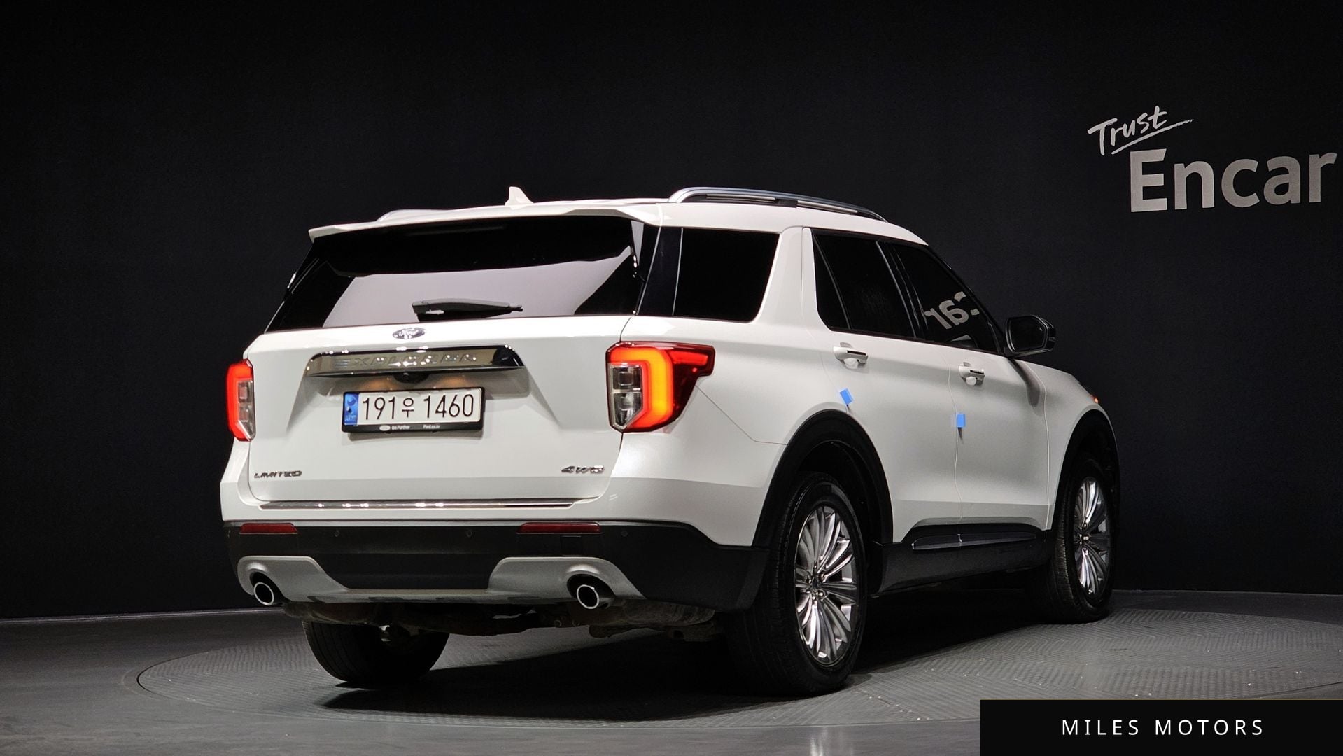 Ford Explorer 2021 — миниатюра 2