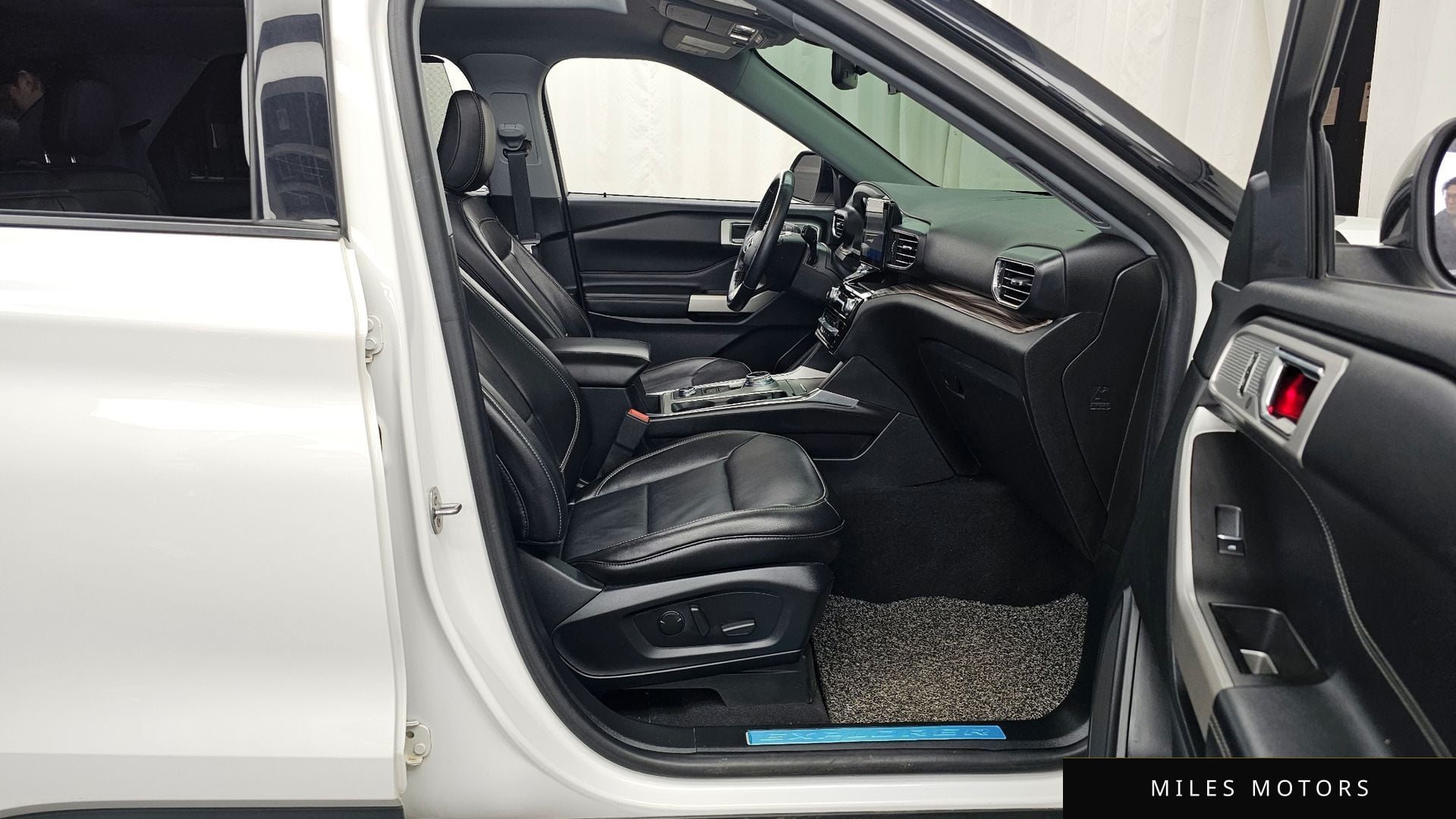 Ford Explorer 2021 — миниатюра 11