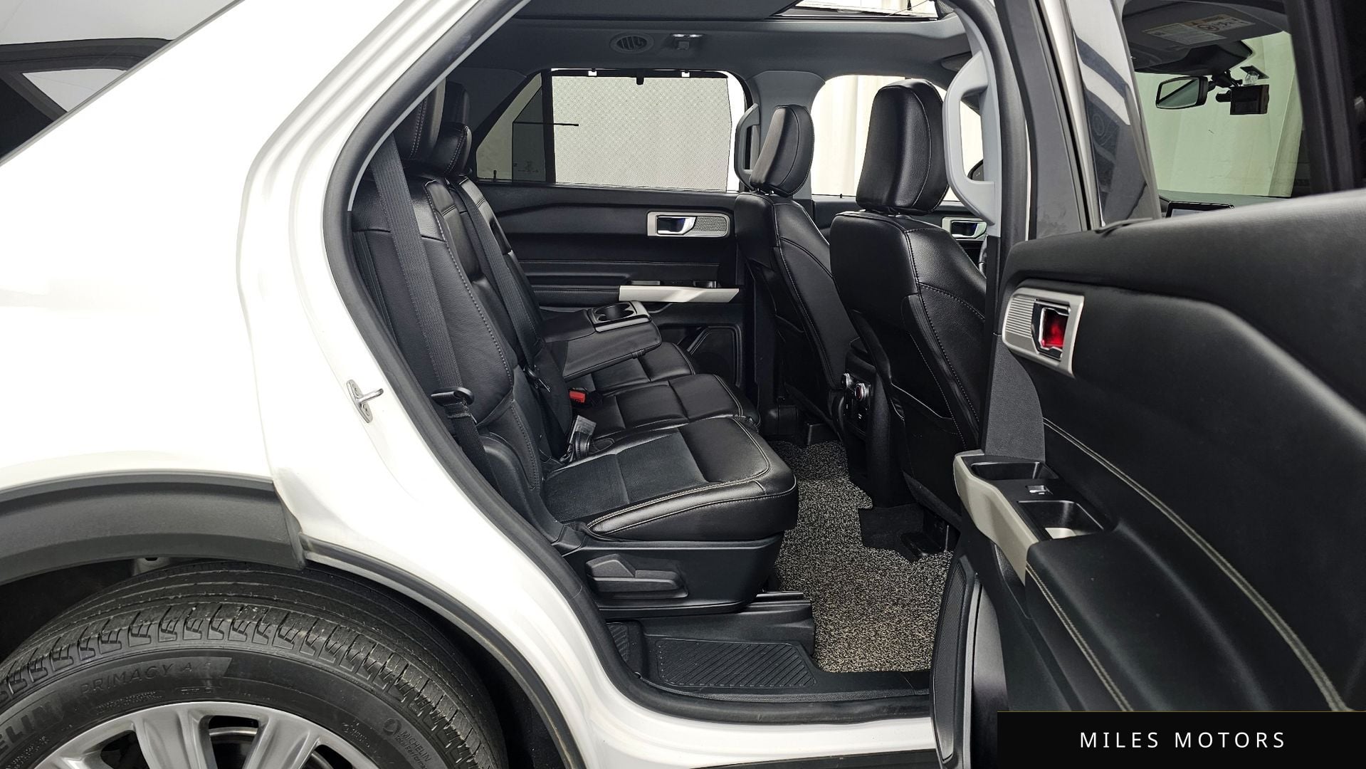 Ford Explorer 2021 — миниатюра 12