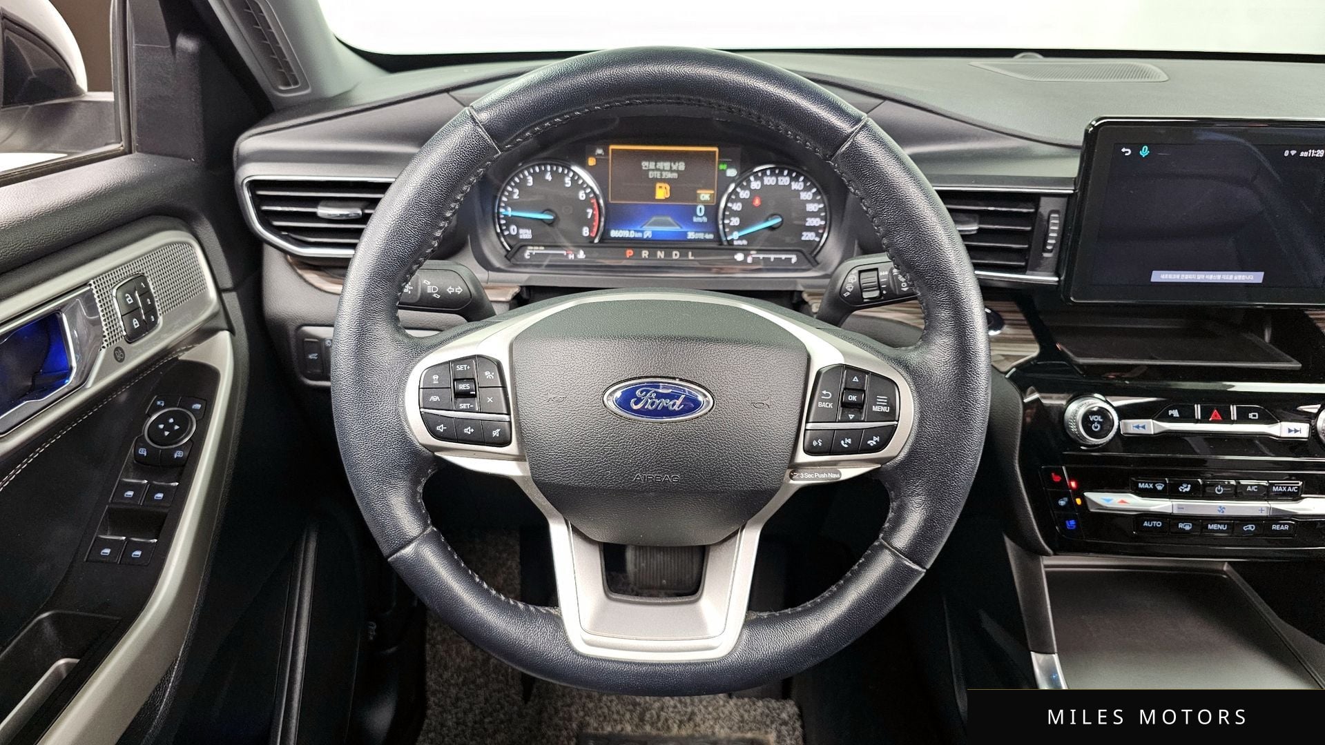 Ford Explorer 2021 — миниатюра 13