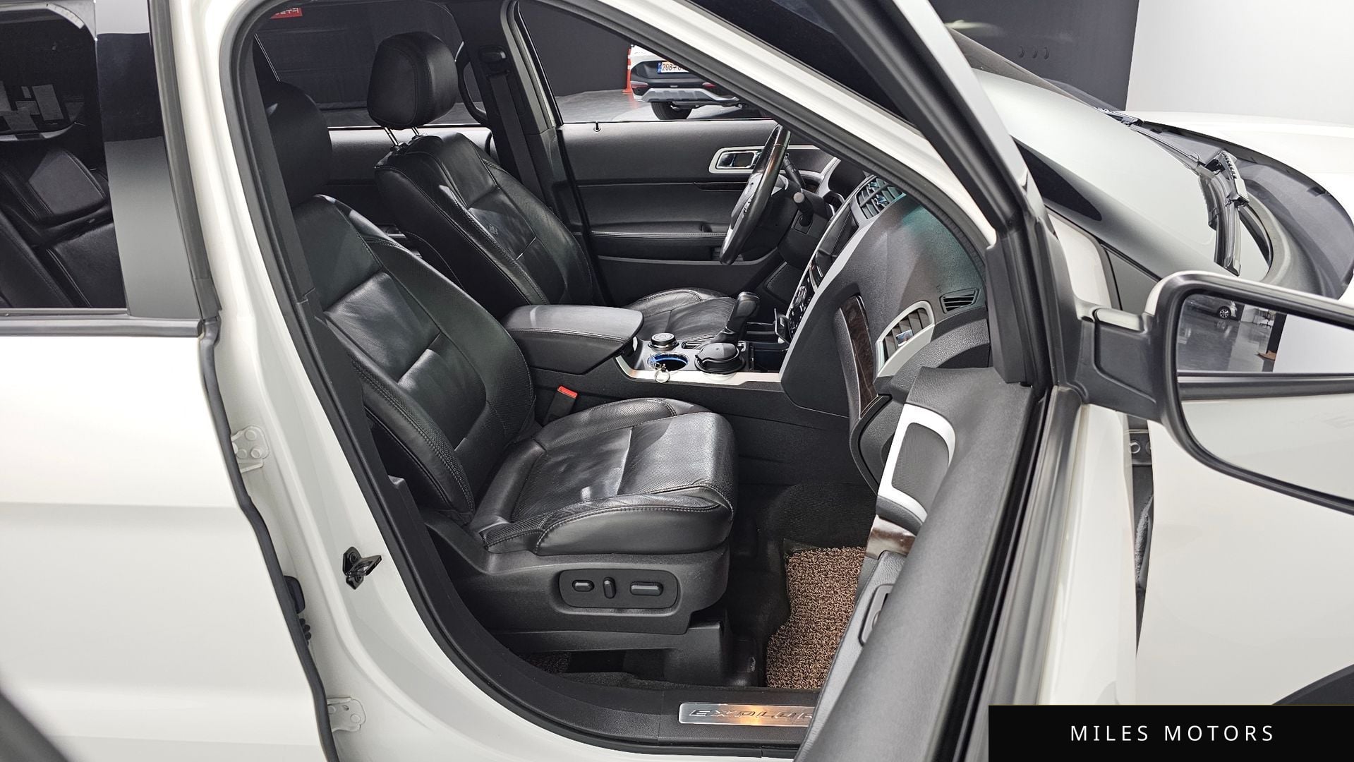 Ford Explorer 2013 — миниатюра 12