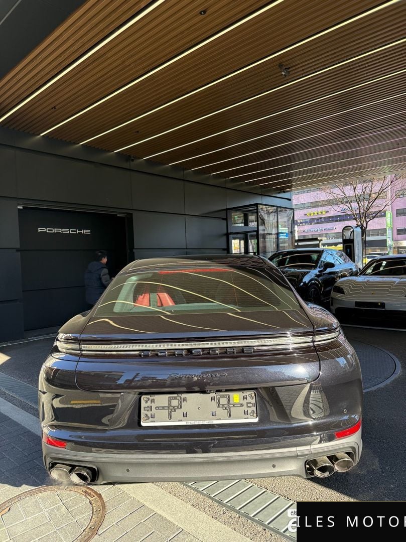Porsche Panamera 2025 — миниатюра 9