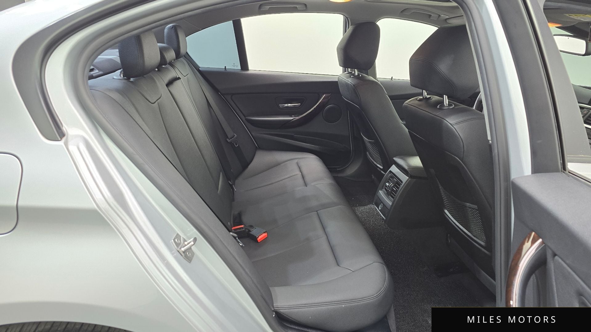 BMW 3 Series (F30) 2015 — миниатюра 12