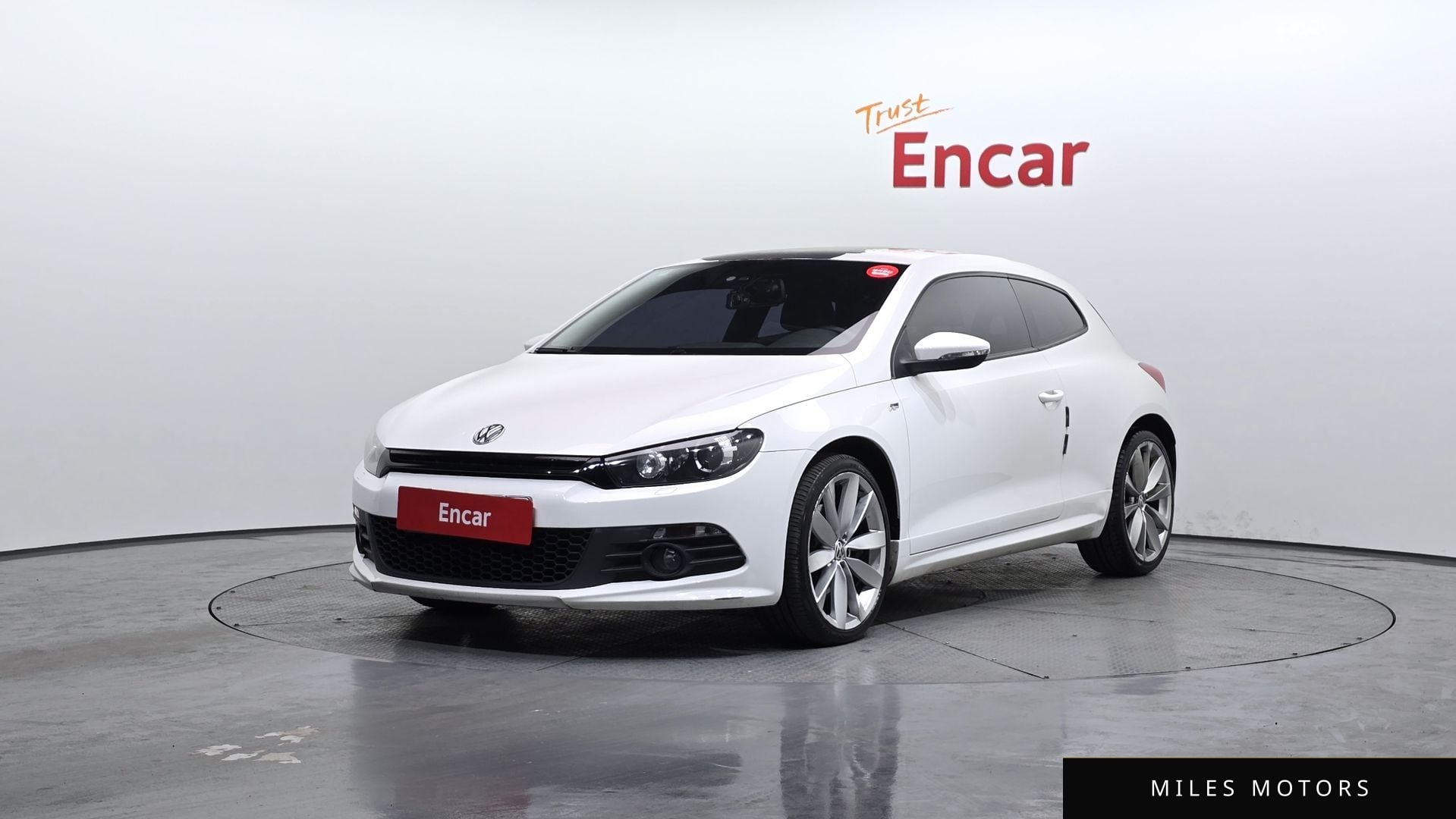 Volkswagen Scirocco 2012 — фото 1 из 12