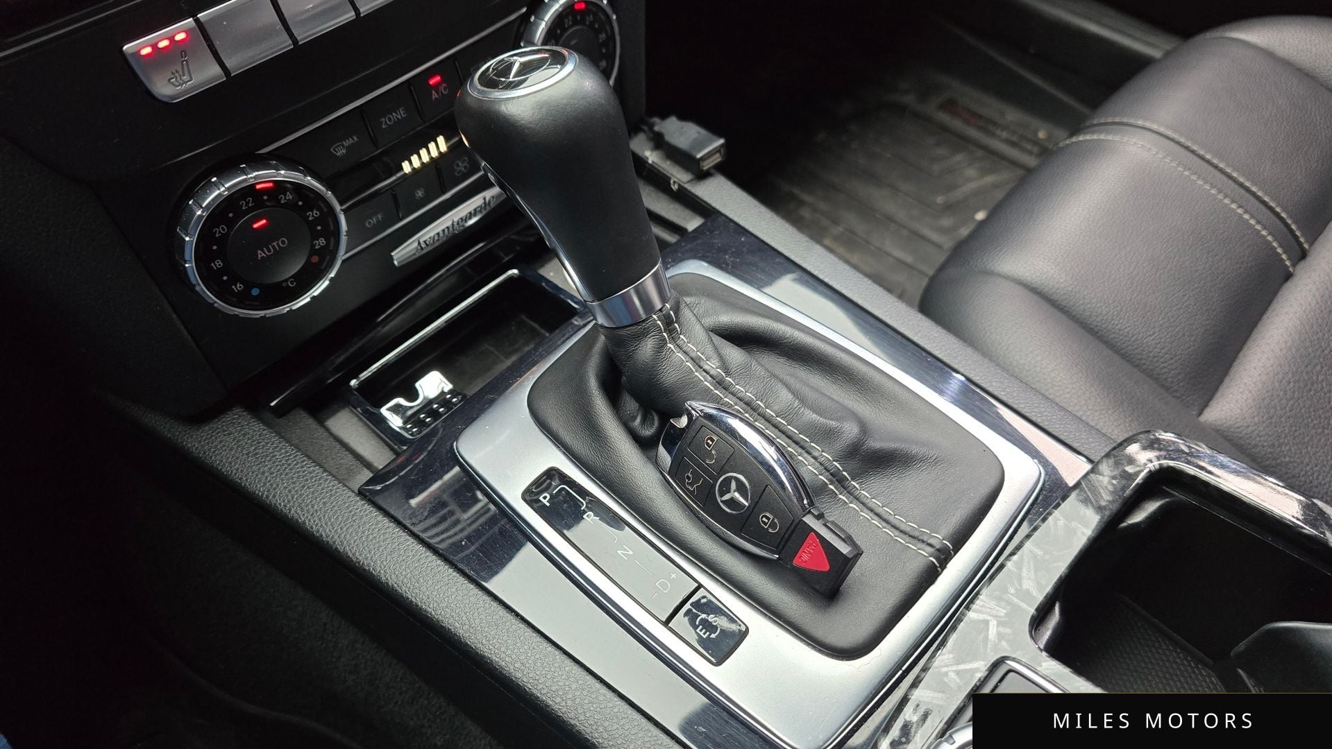 Mercedes-Benz C-Class W204 2013 — миниатюра 9