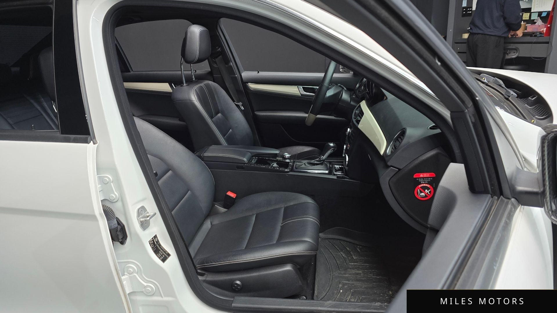 Mercedes-Benz C-Class W204 2013 — миниатюра 12