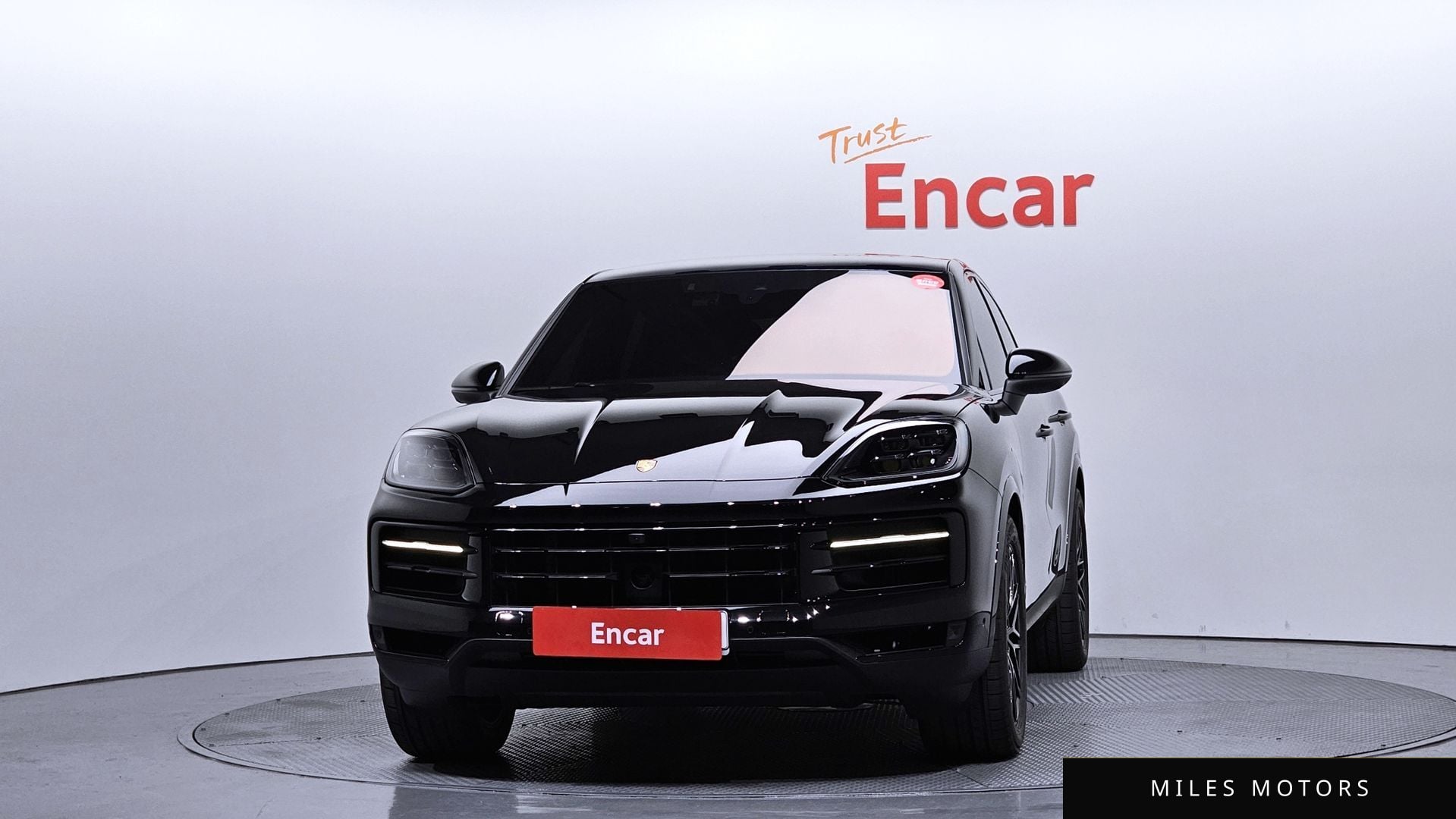 Porsche Cayenne 2024 — миниатюра 3