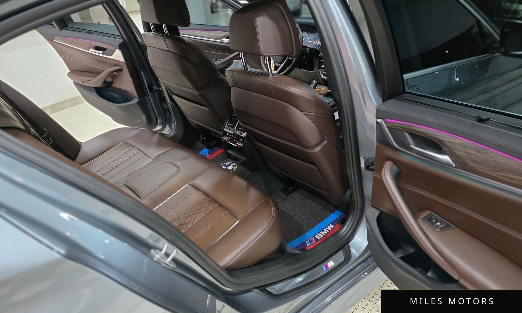 BMW 5 Series (G30) 2018 — миниатюра 12
