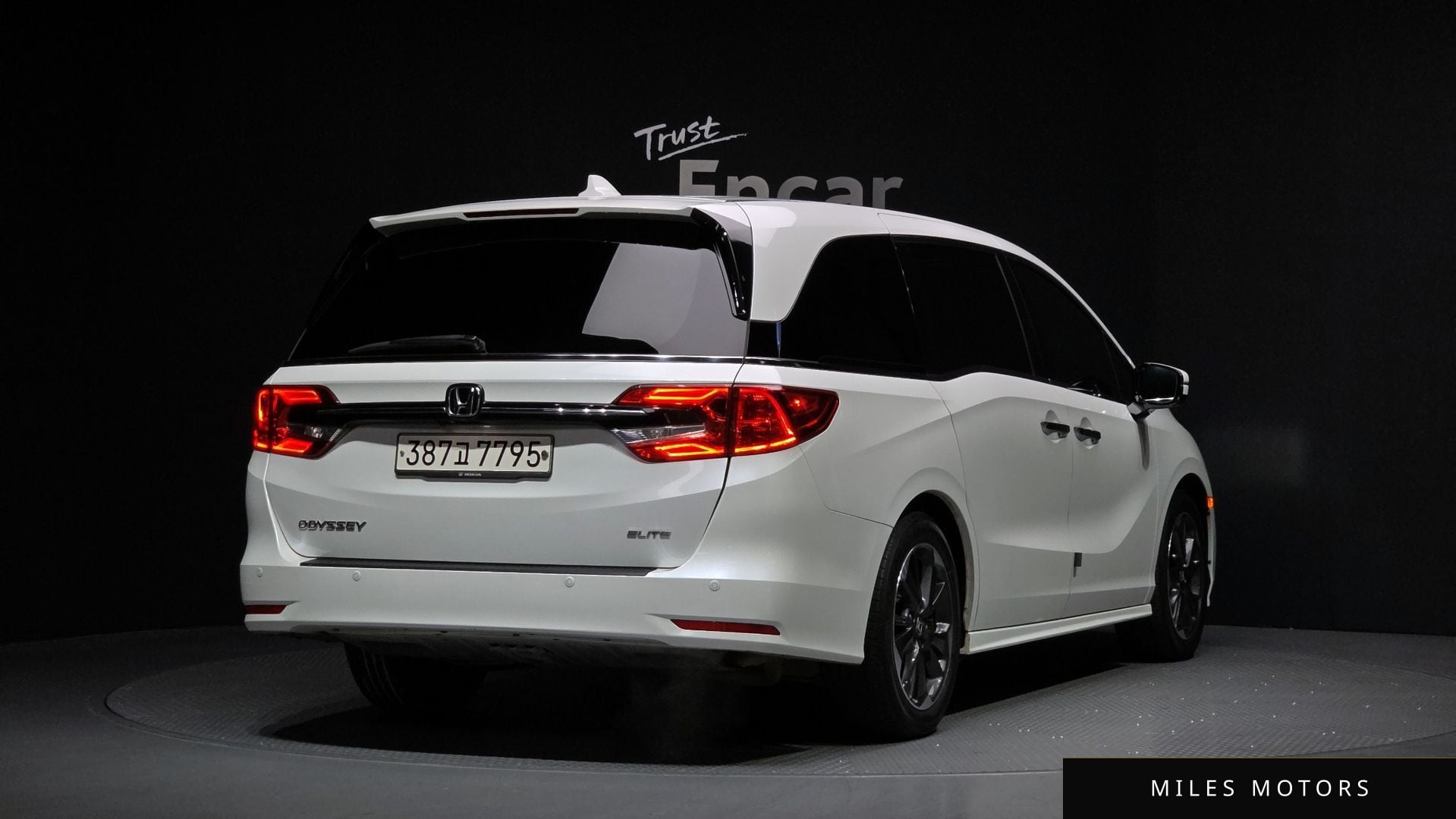Honda Odyssey 2021 — миниатюра 2