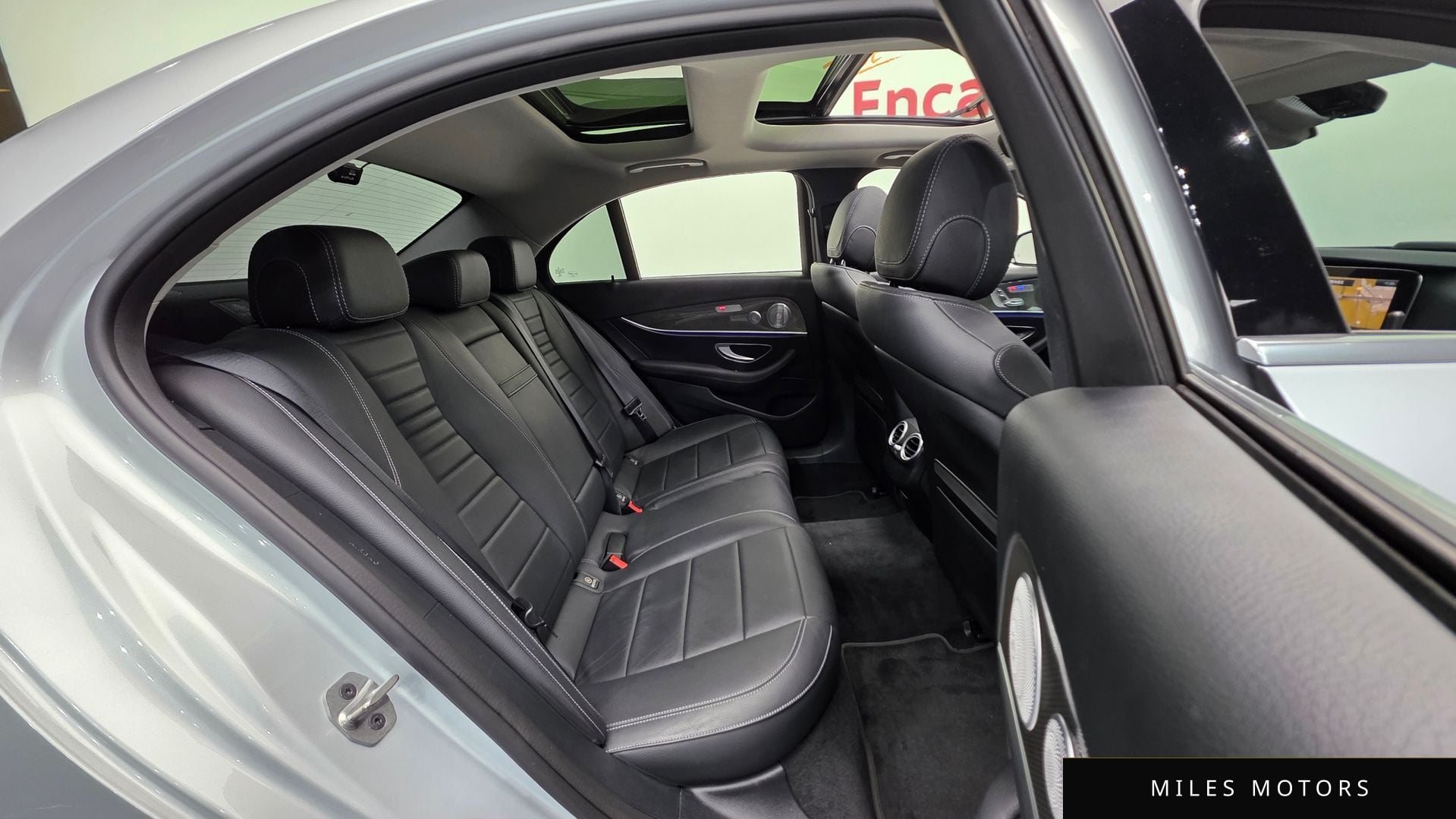 Mercedes-Benz E-클래스 W213 2020 — миниатюра 19