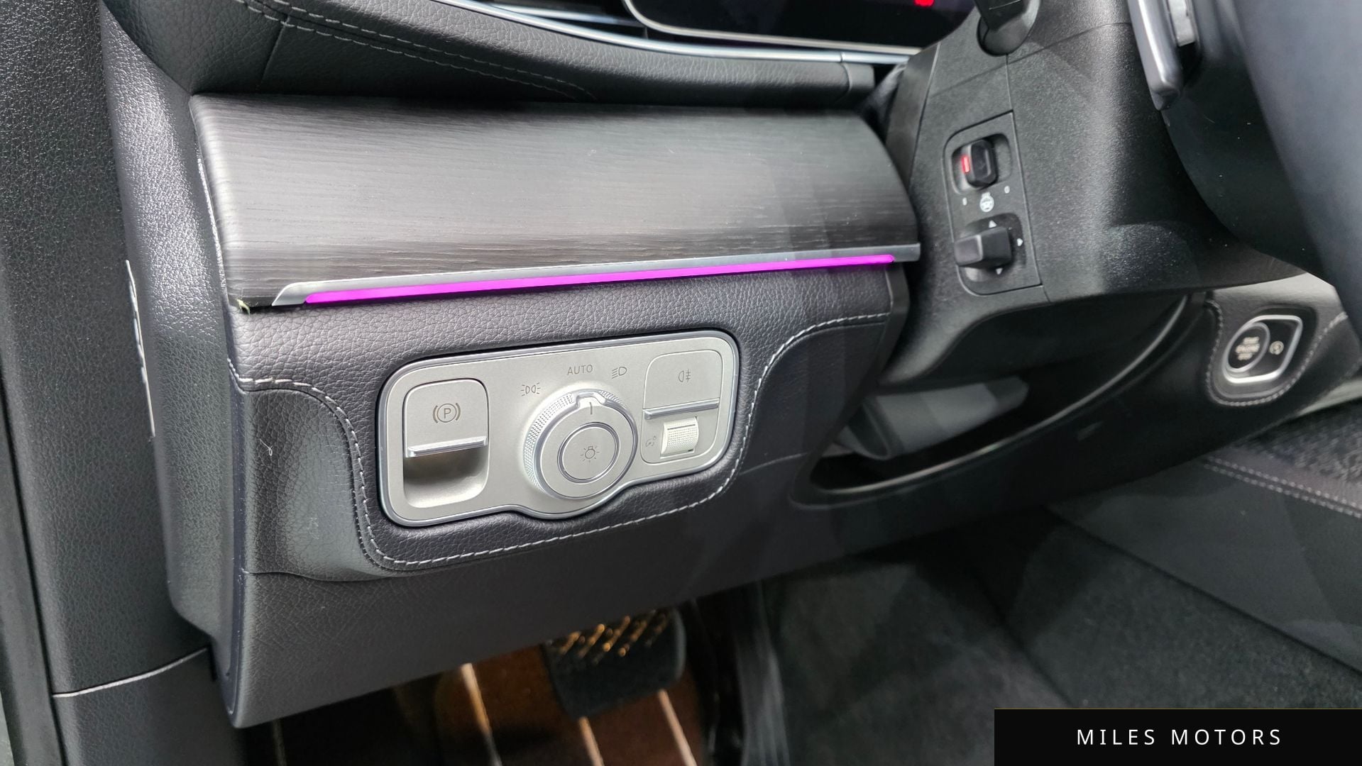 Mercedes-Benz GLE-클래스 W167 2024 — миниатюра 16
