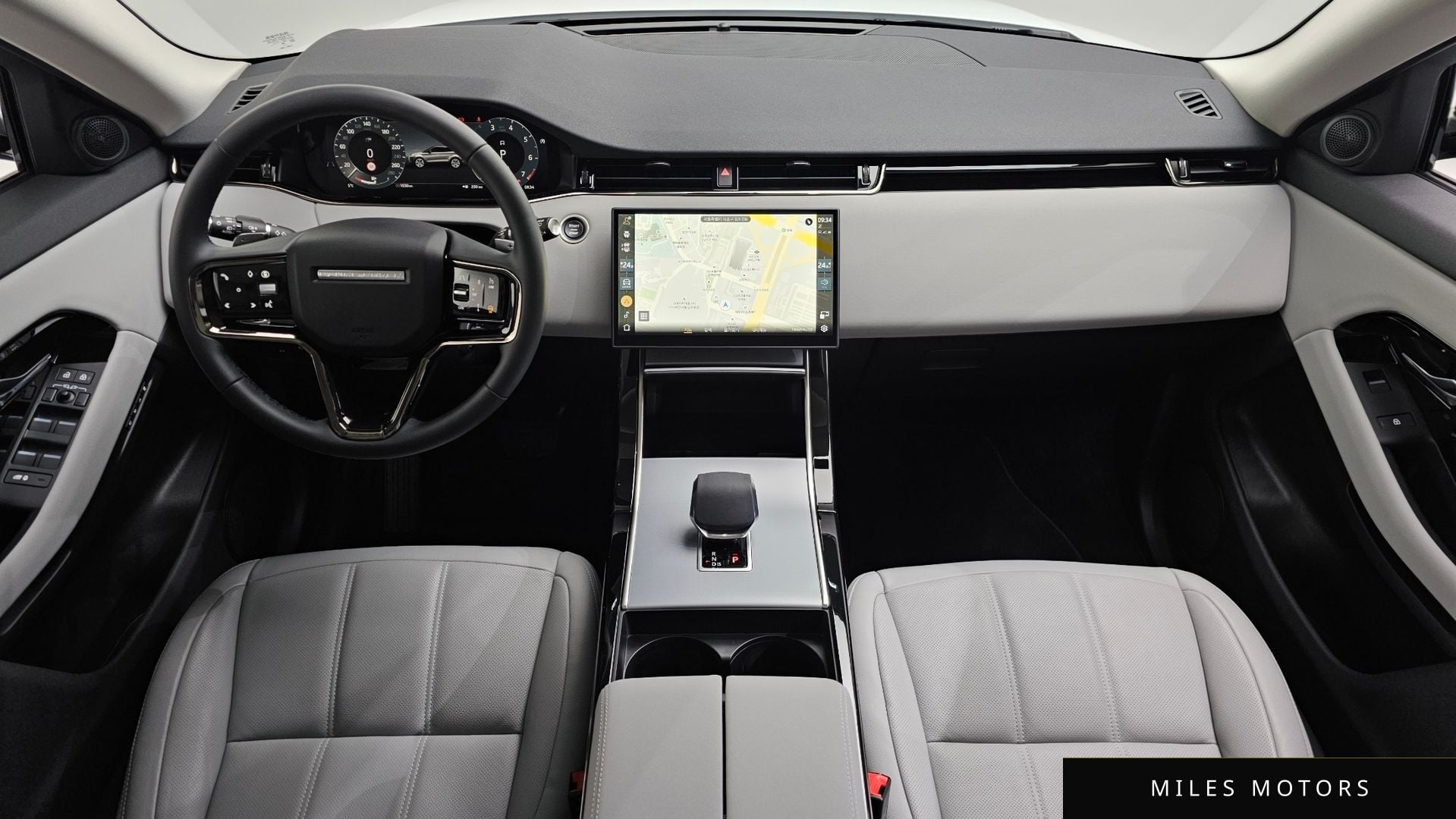 Land Rover Range Rover Evoque 2025 — миниатюра 4