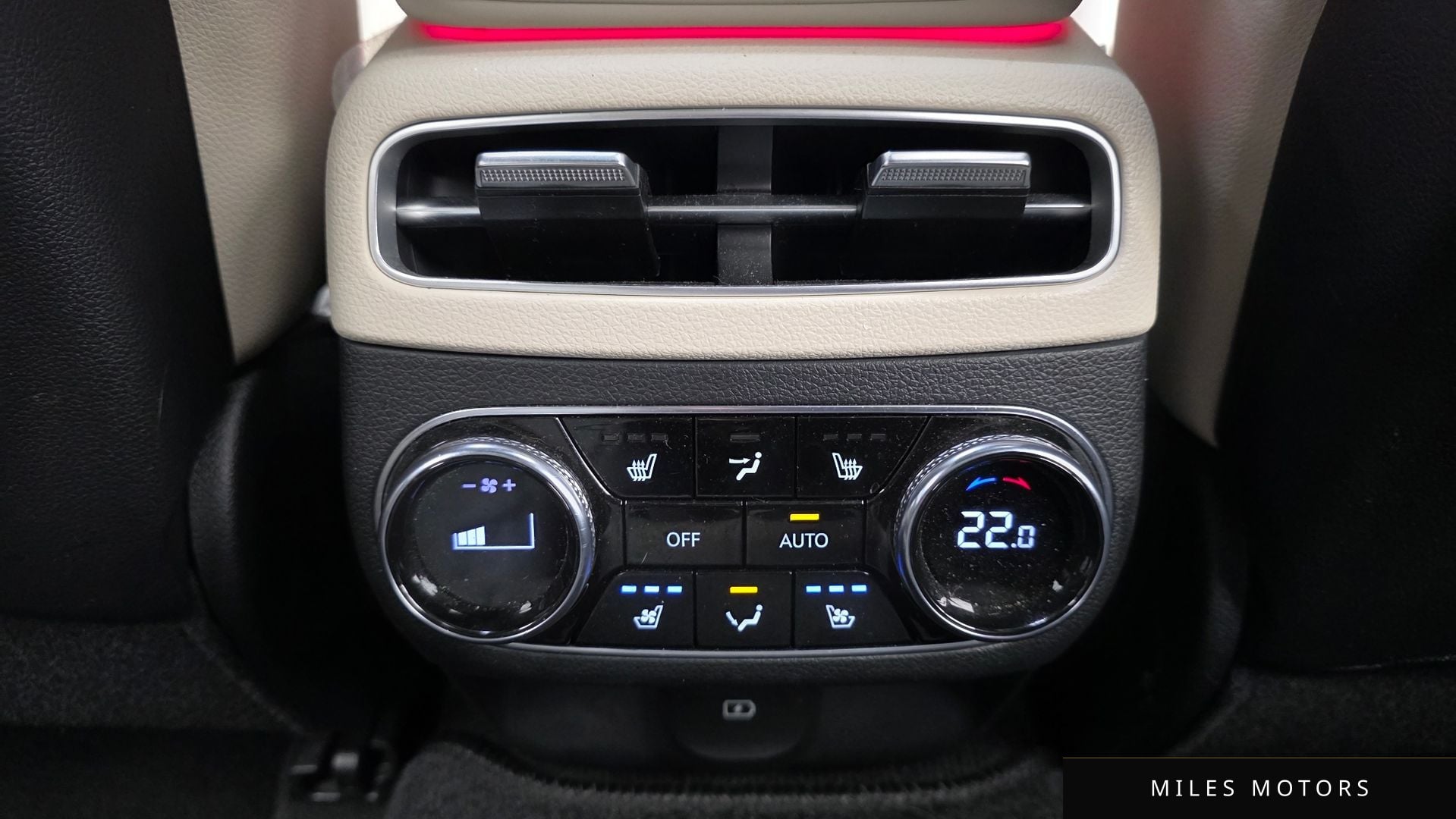 Genesis GV70 2021 — миниатюра 19