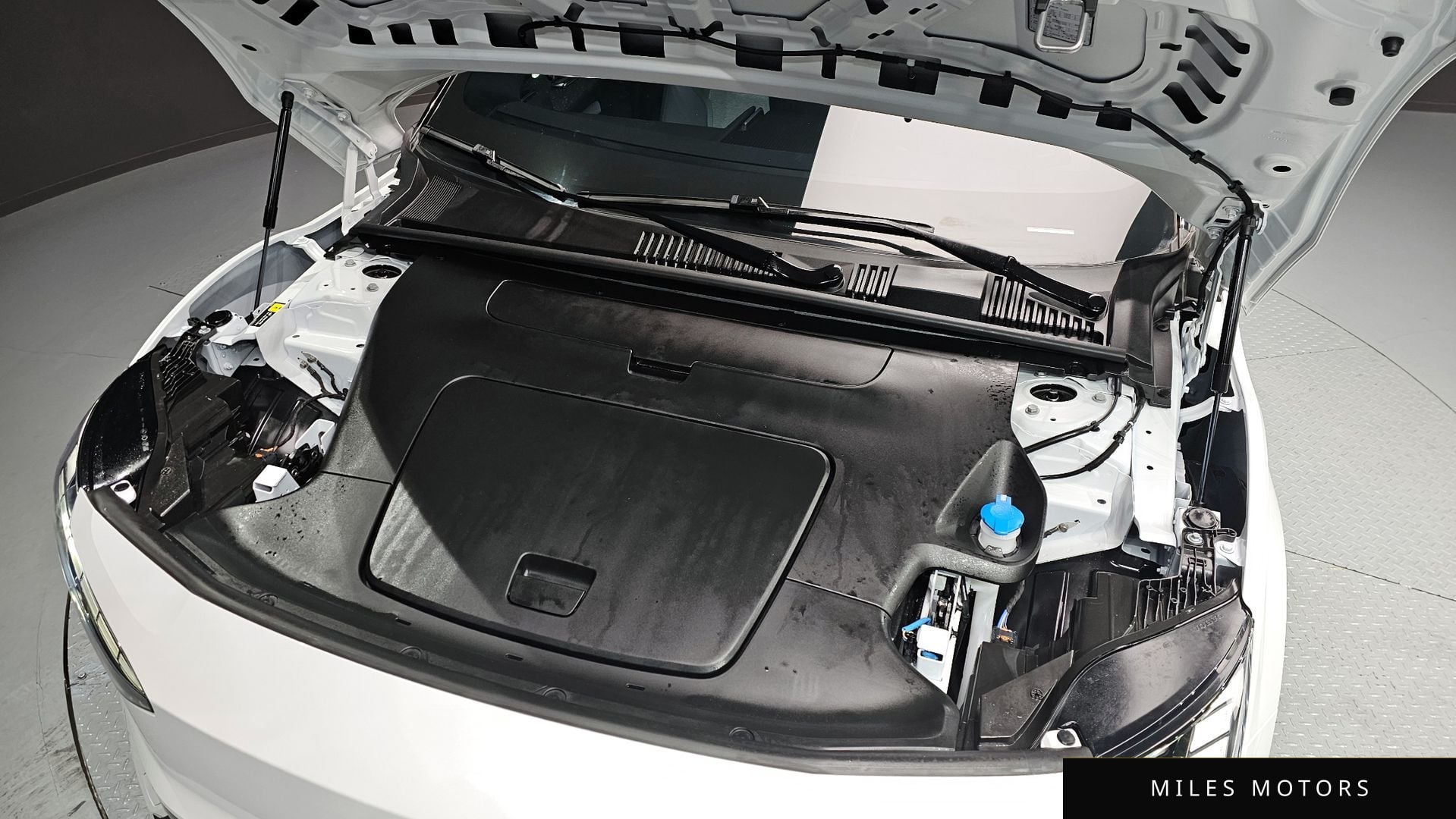 Volvo EX30 2025 — миниатюра 6