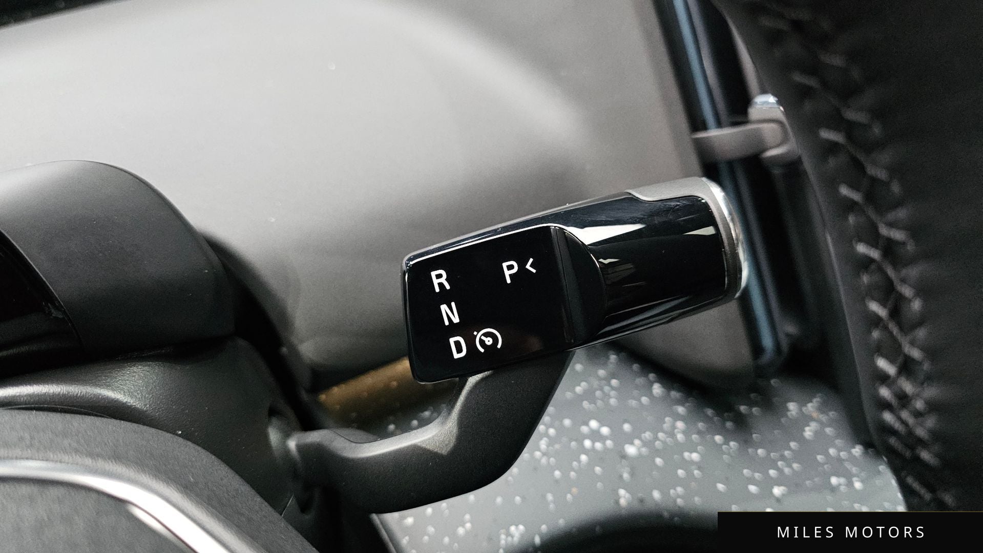Volvo EX30 2025 — миниатюра 9