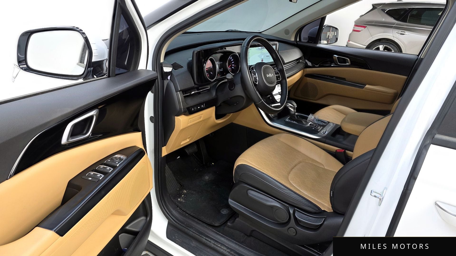 Kia Carnival 2022 — миниатюра 11