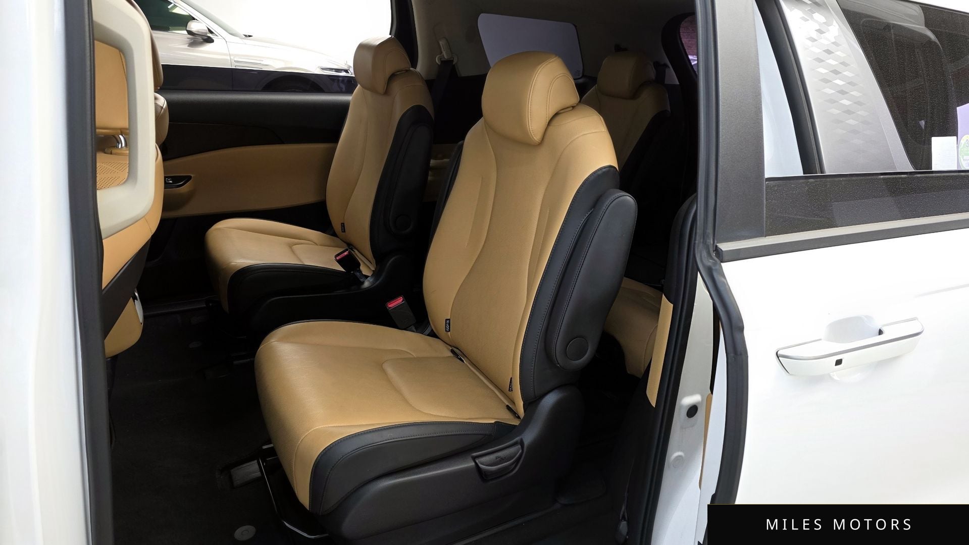Kia Carnival 2022 — миниатюра 12
