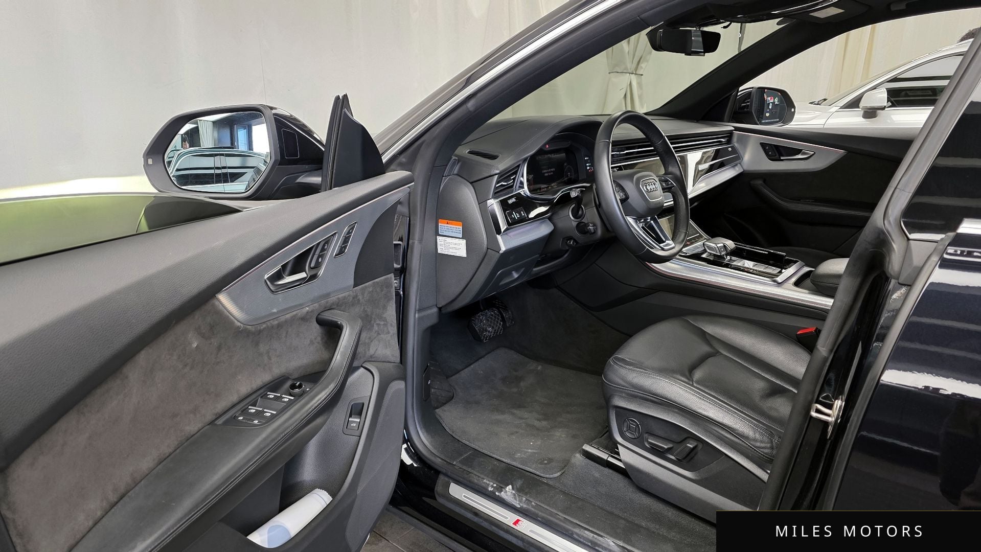 Audi Q8 (4M) 2021 — миниатюра 10