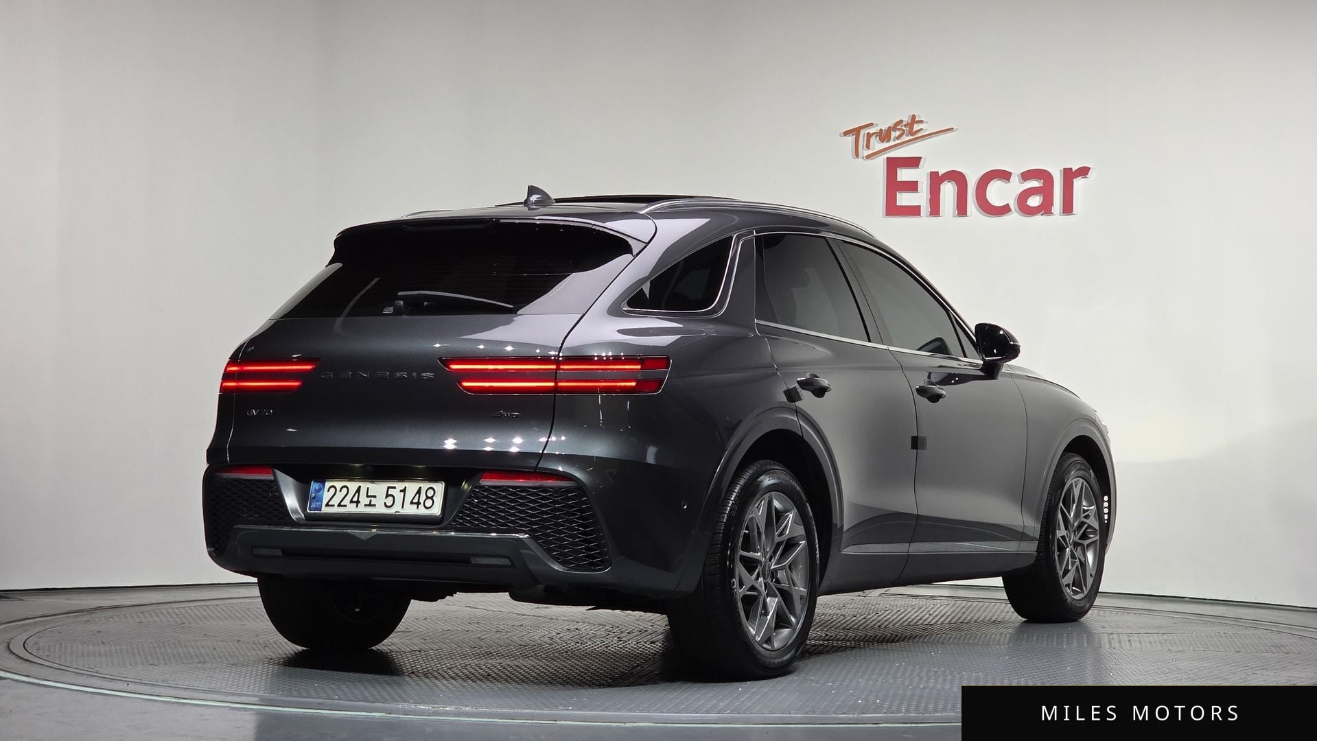 Genesis GV70 2021 — миниатюра 2