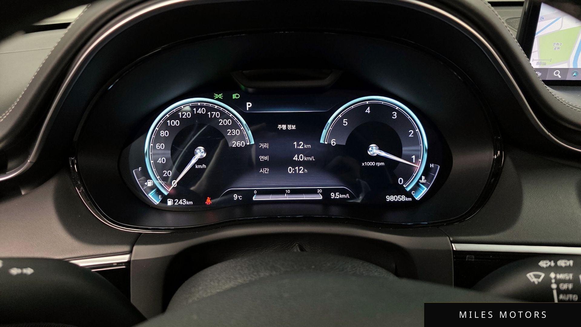 Genesis GV70 2021 — миниатюра 8