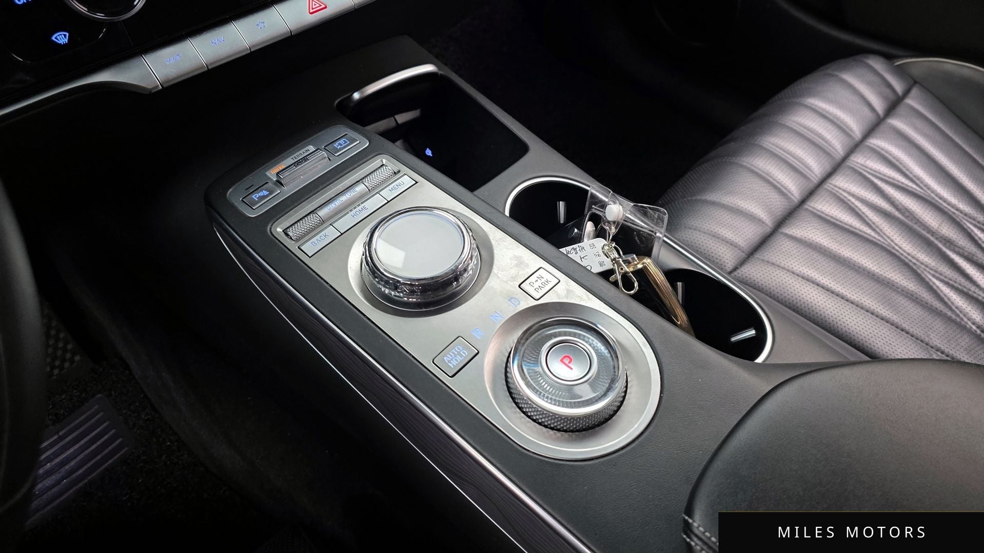 Genesis GV70 2021 — миниатюра 9