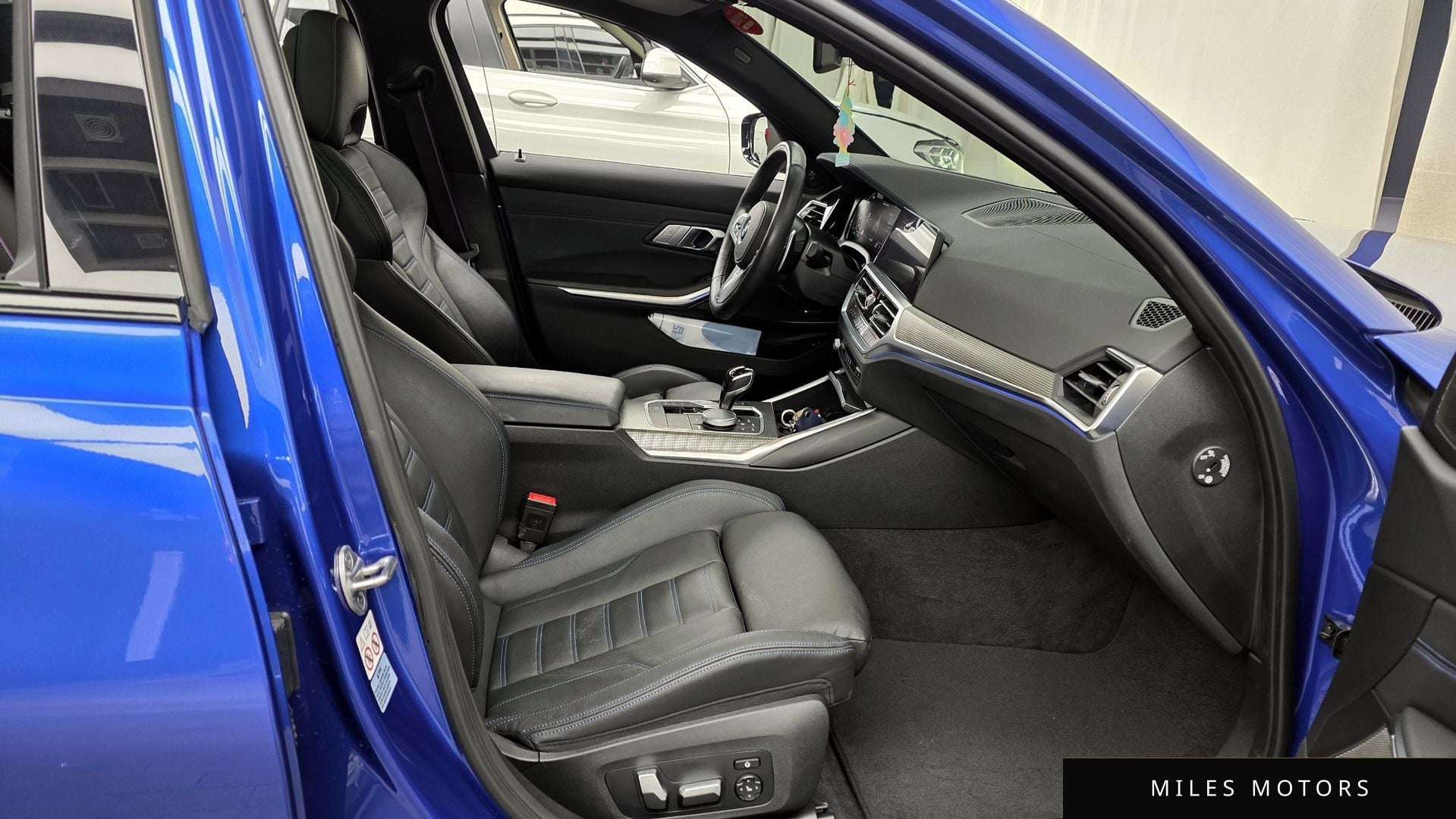 BMW 3 Series (G20) 2021 — миниатюра 11