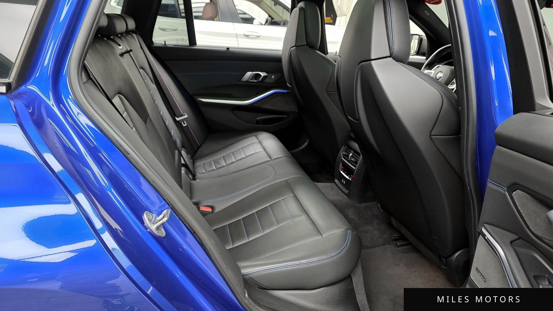 BMW 3 Series (G20) 2021 — миниатюра 12