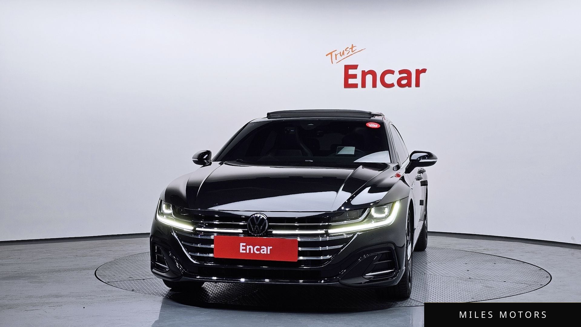 Volkswagen 아테온 2023 — миниатюра 3