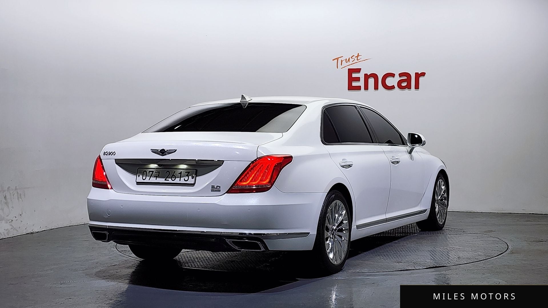 Genesis EQ900 2016 — миниатюра 2