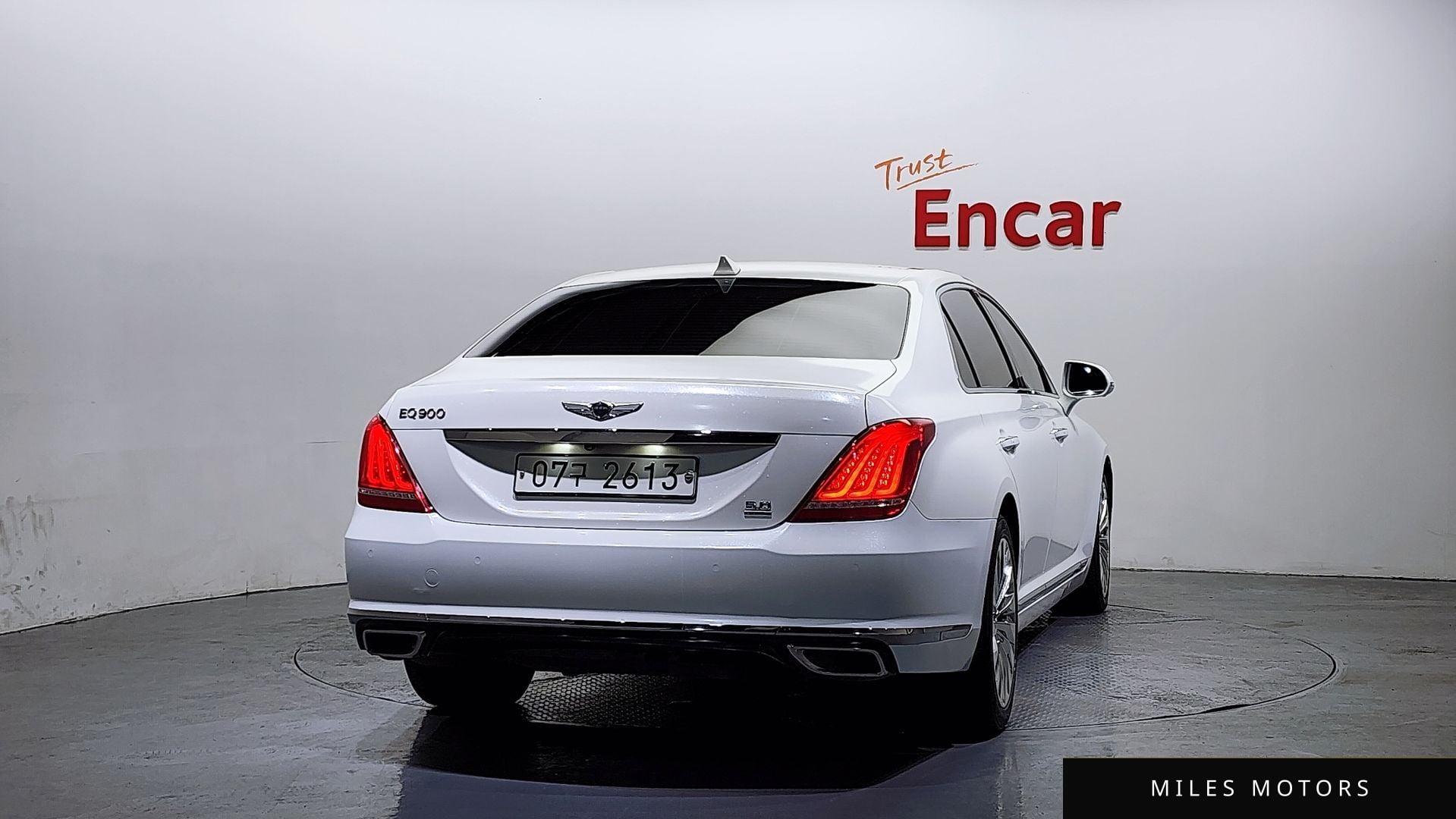 Genesis EQ900 2016 — миниатюра 4