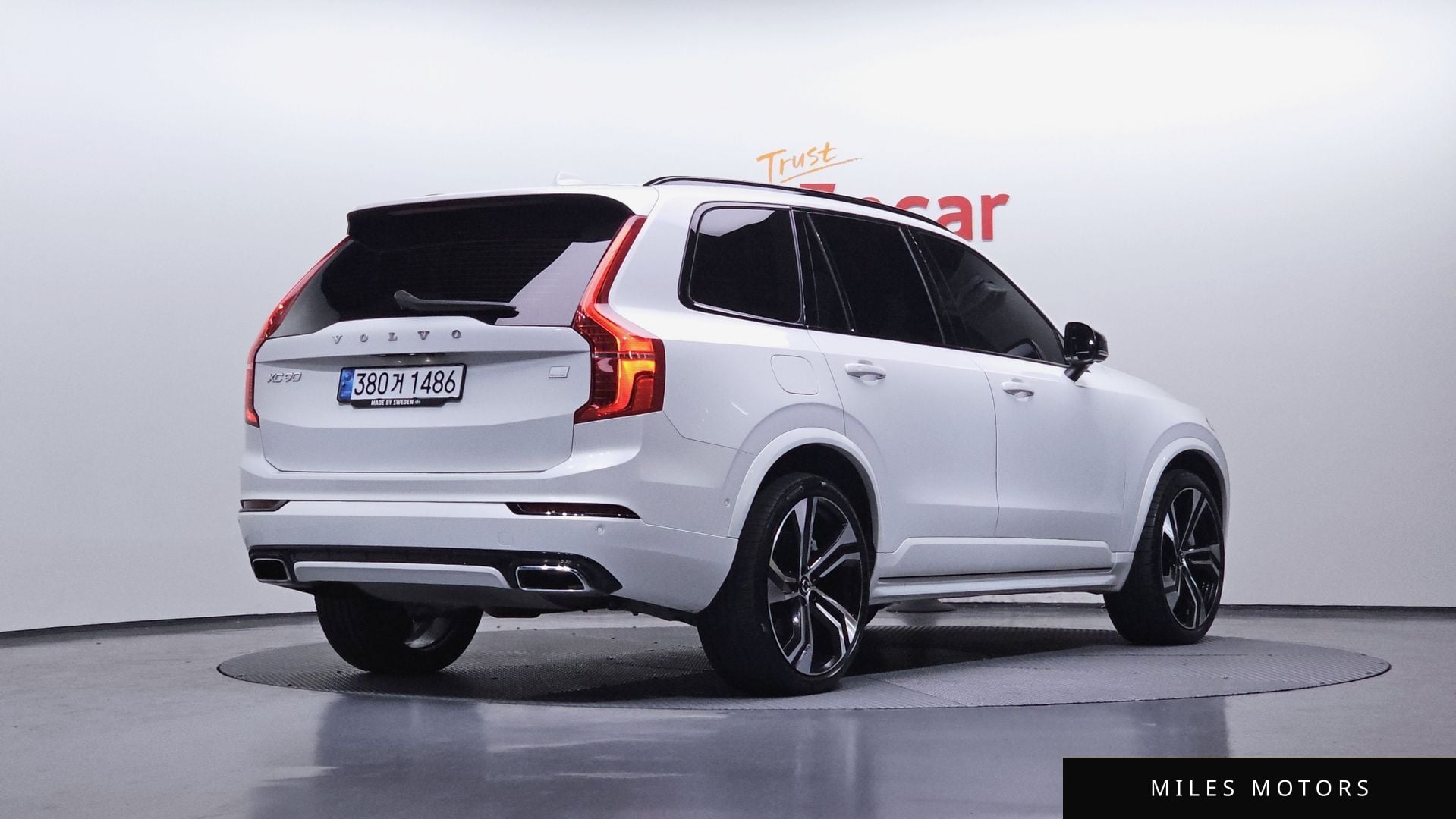 Volvo XC90 2021 — миниатюра 2
