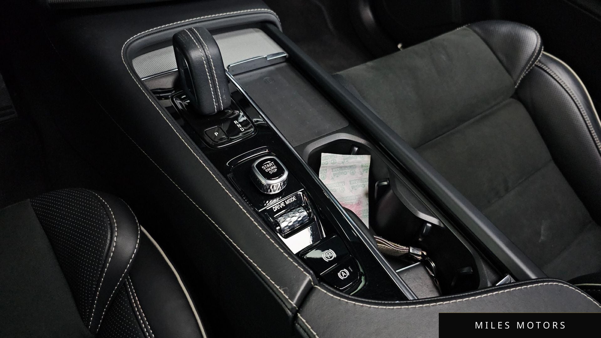 Volvo XC90 2021 — миниатюра 9