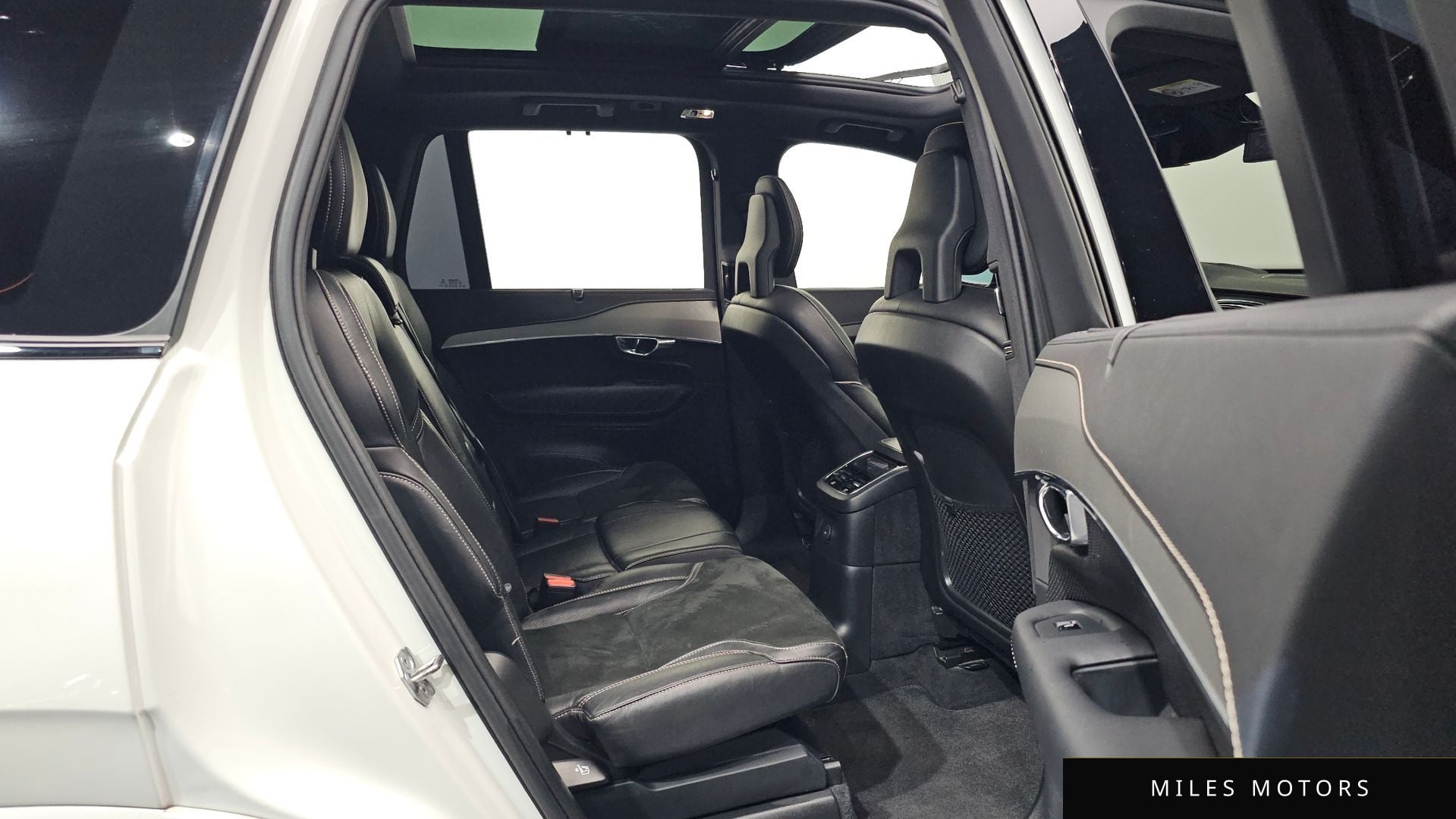 Volvo XC90 2021 — миниатюра 12