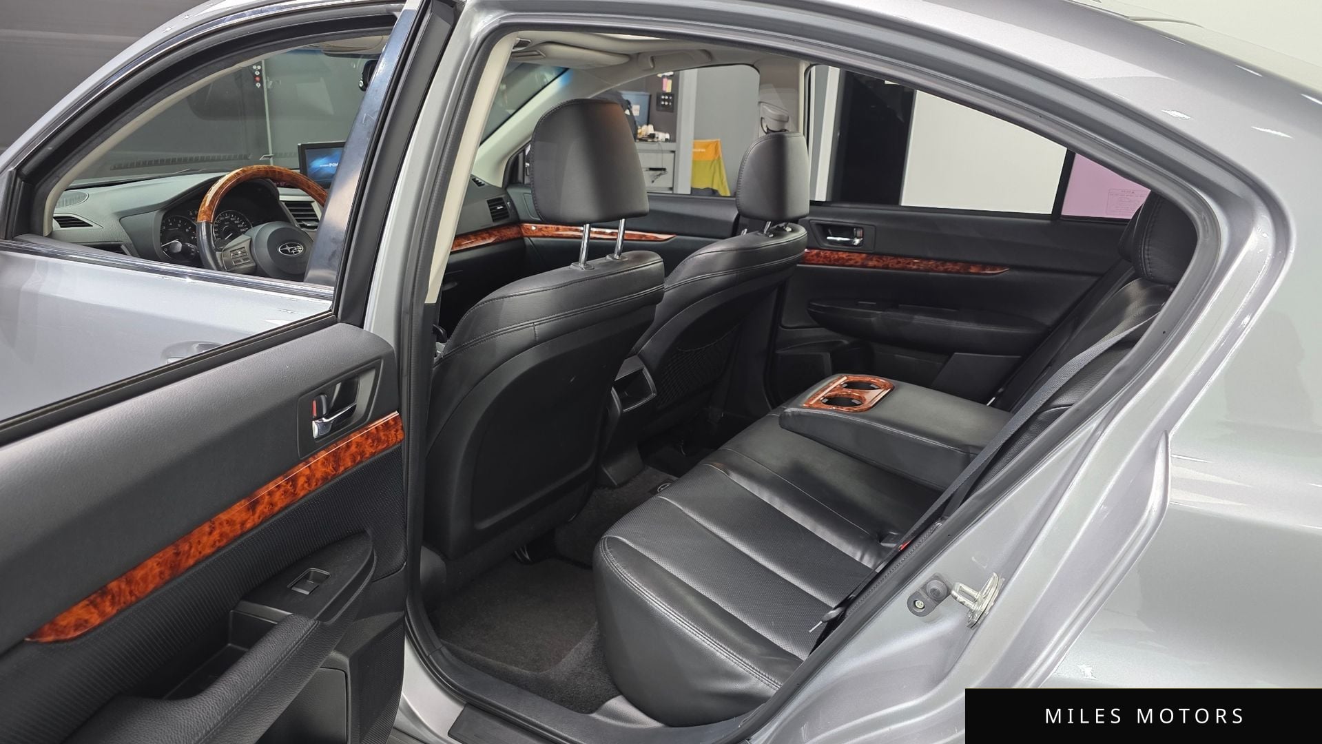 Subaru 레거시 2011 — миниатюра 11