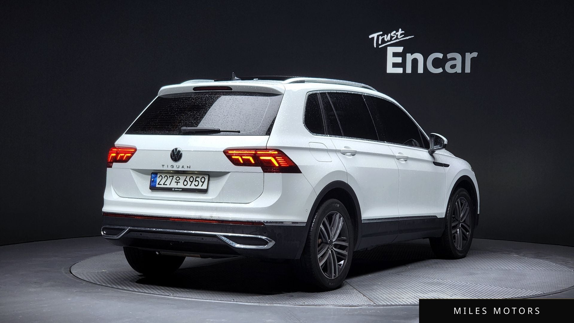 Volkswagen Tiguan 2023 — миниатюра 2