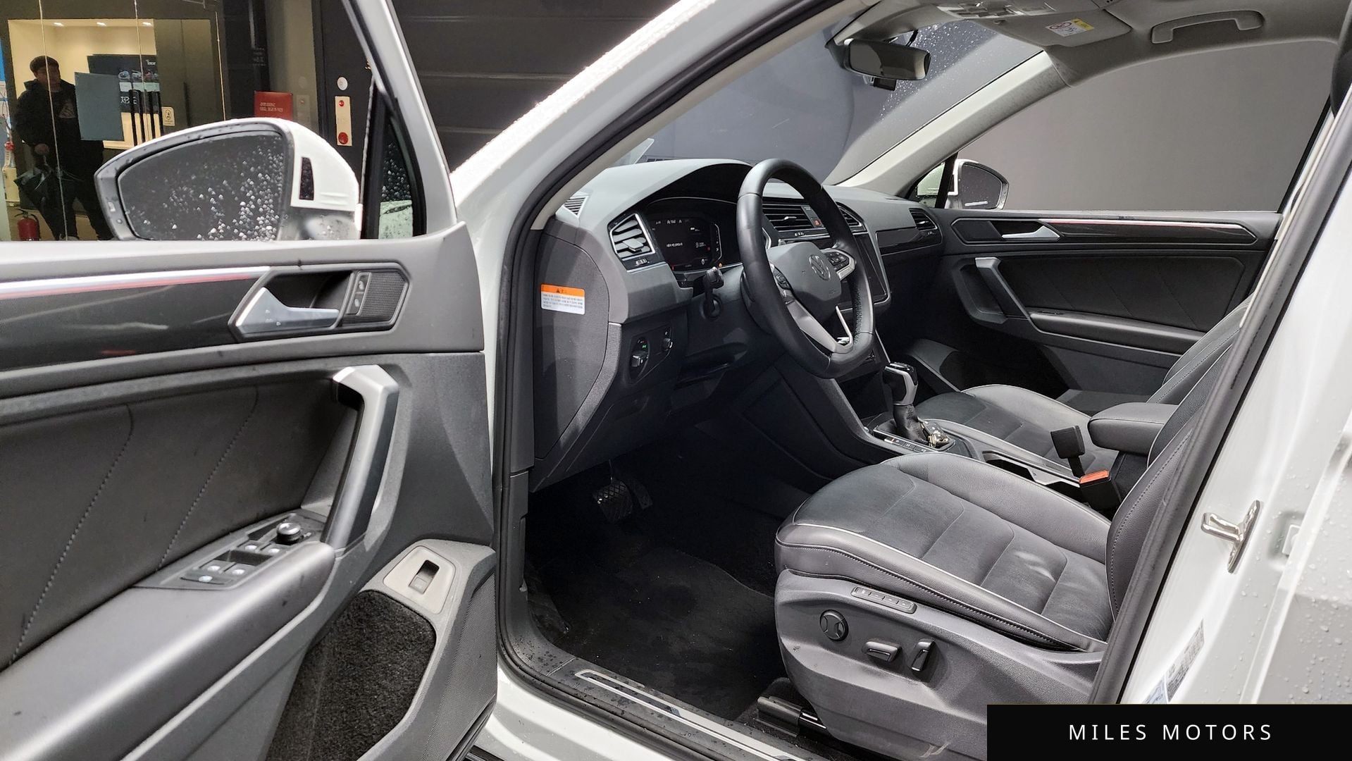 Volkswagen Tiguan 2023 — миниатюра 11