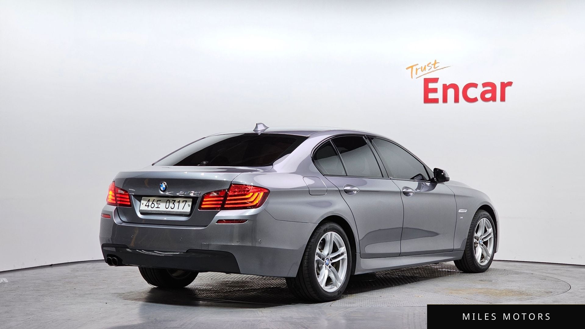 BMW 5 Series (F10) 2016 — миниатюра 2